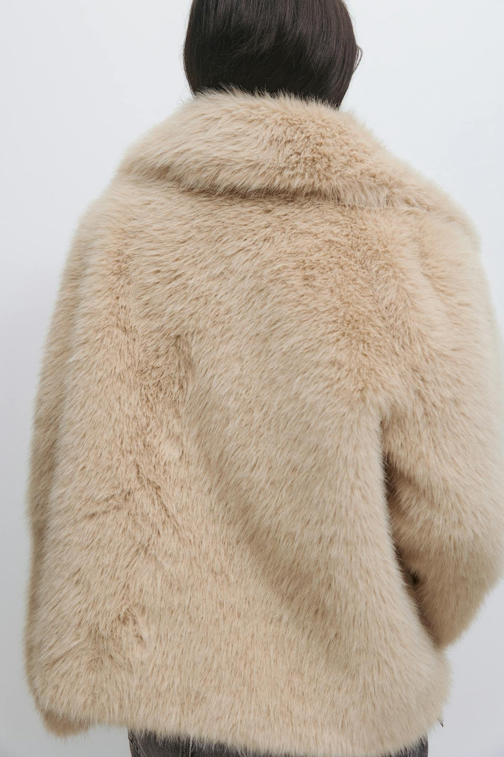 Faux fur short jacket