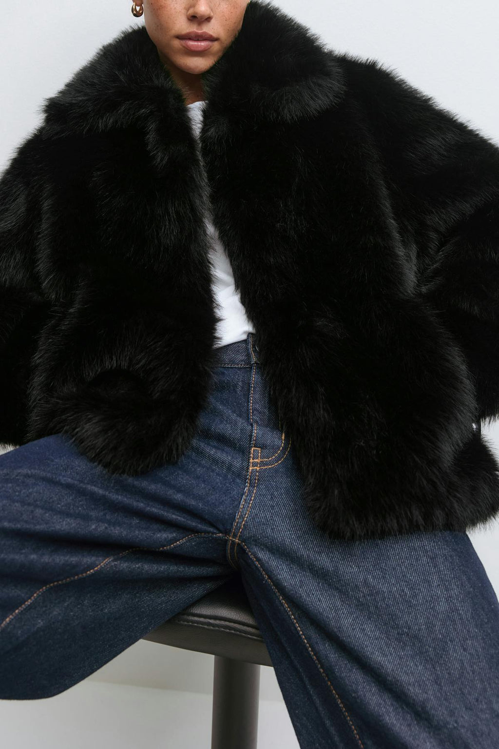 Faux fur short jacket
