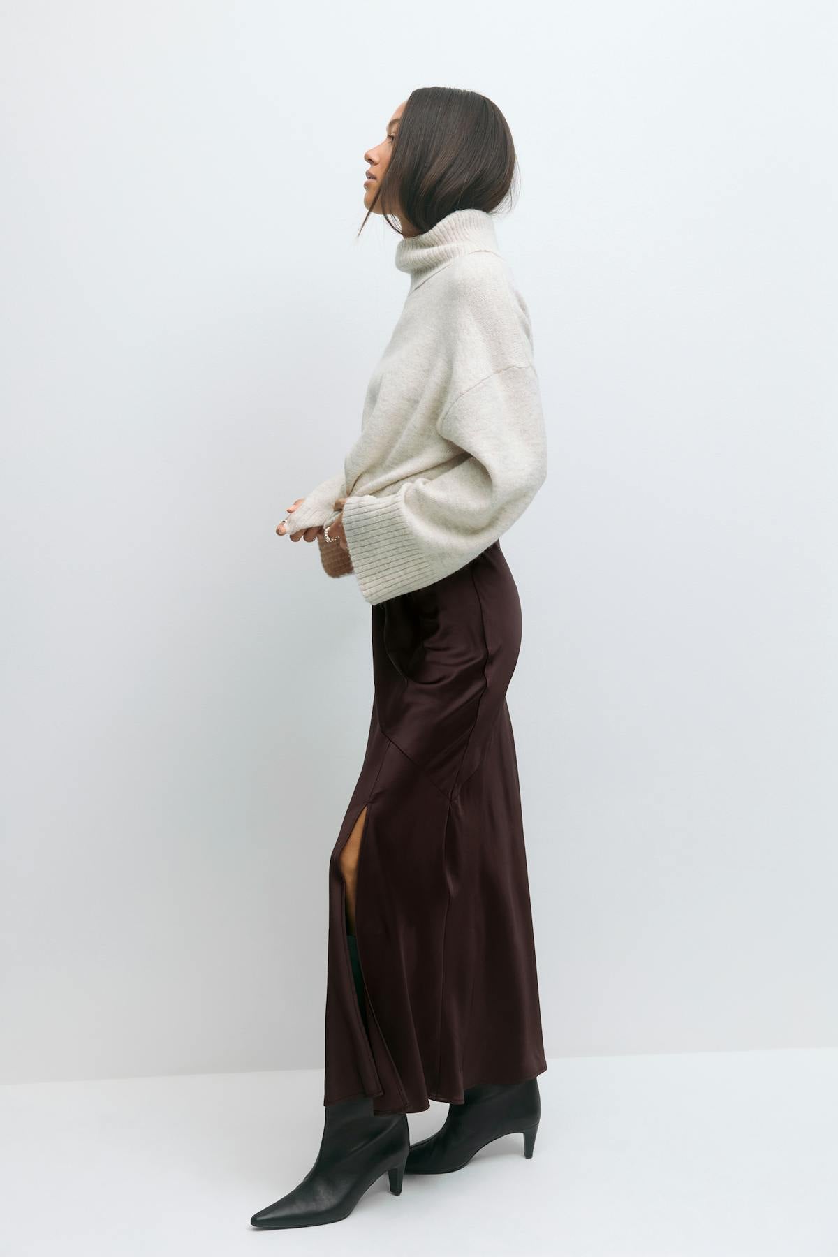 Satin skirt
