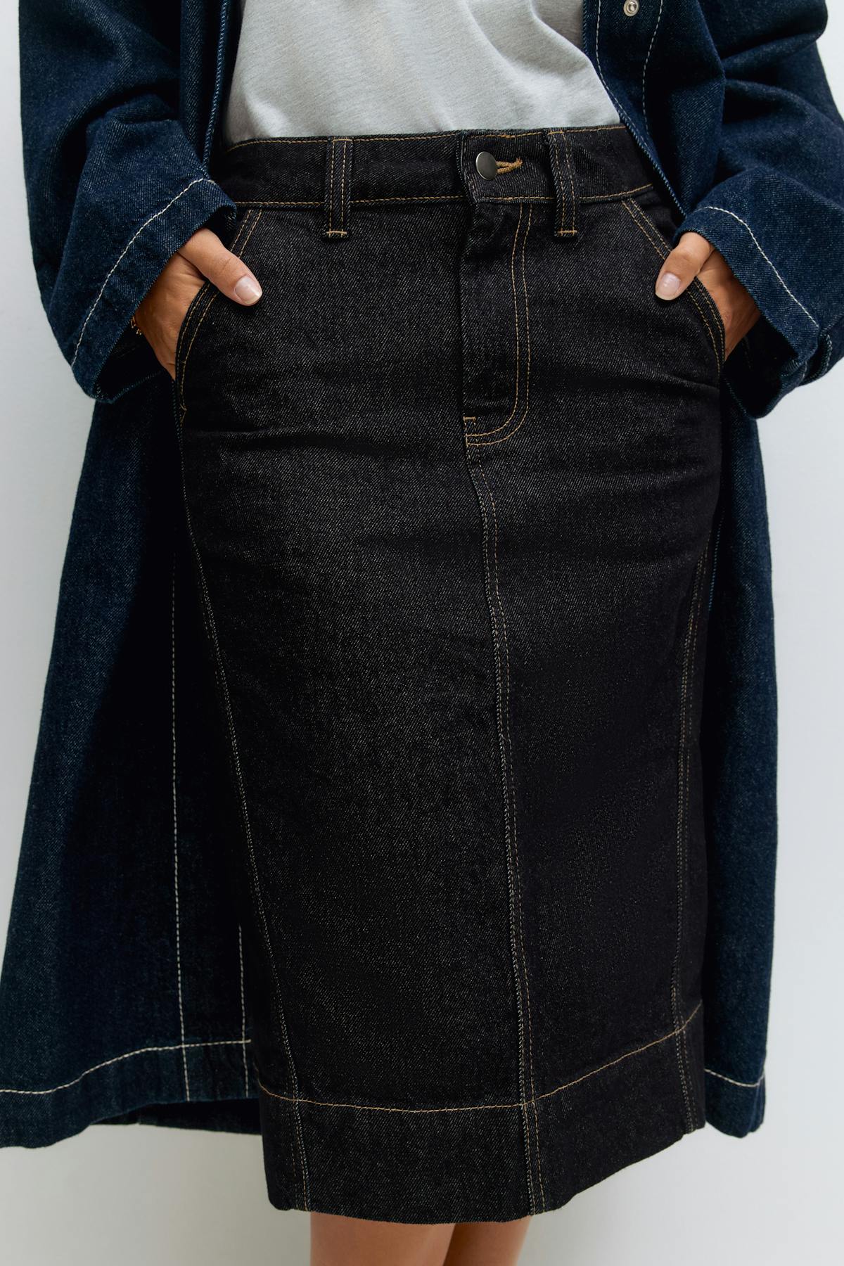 Denim pencil skirt