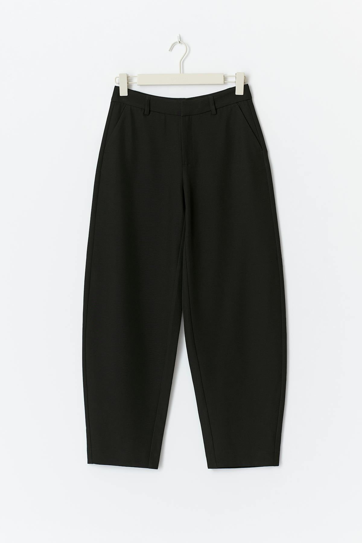 Mid waist barrel trousers