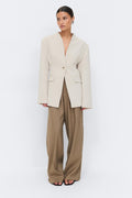 Shaped blazer