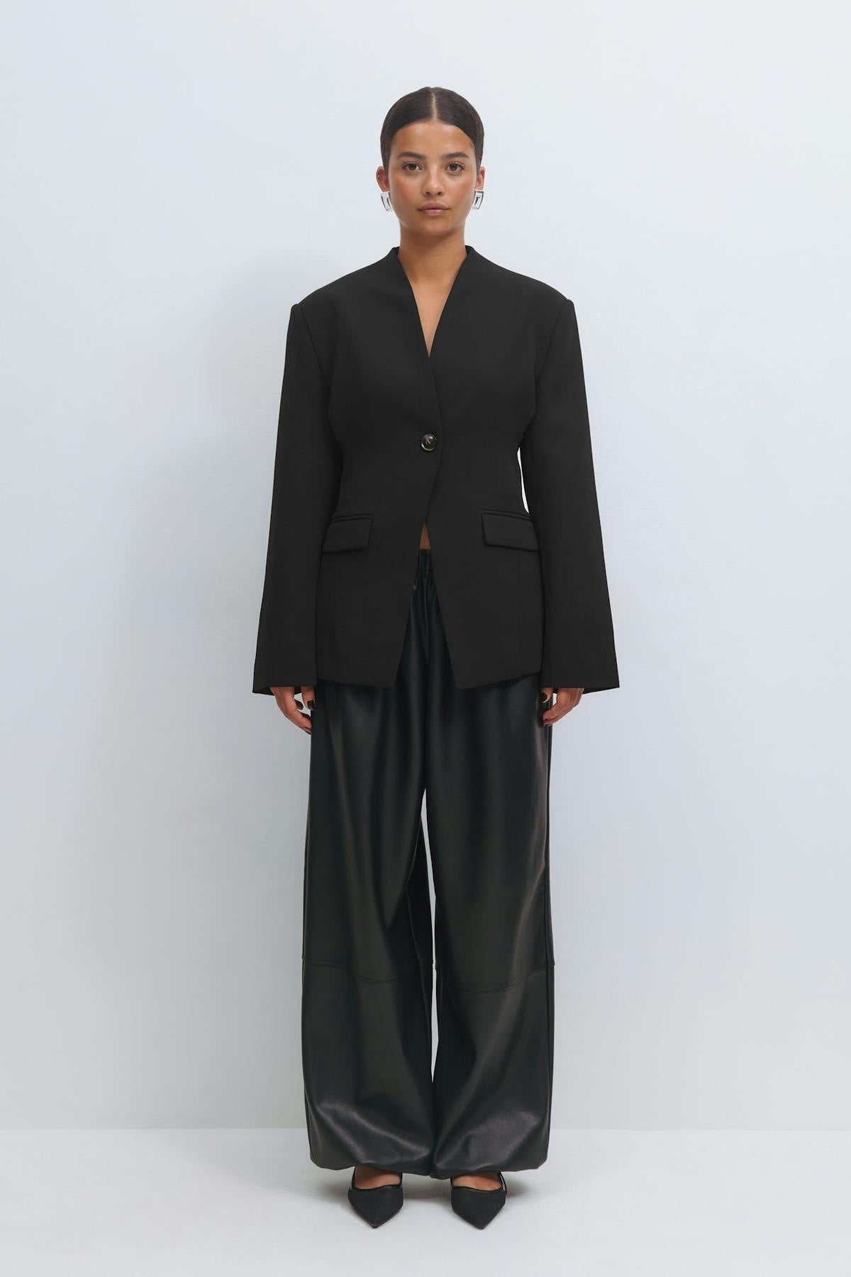Shaped blazer