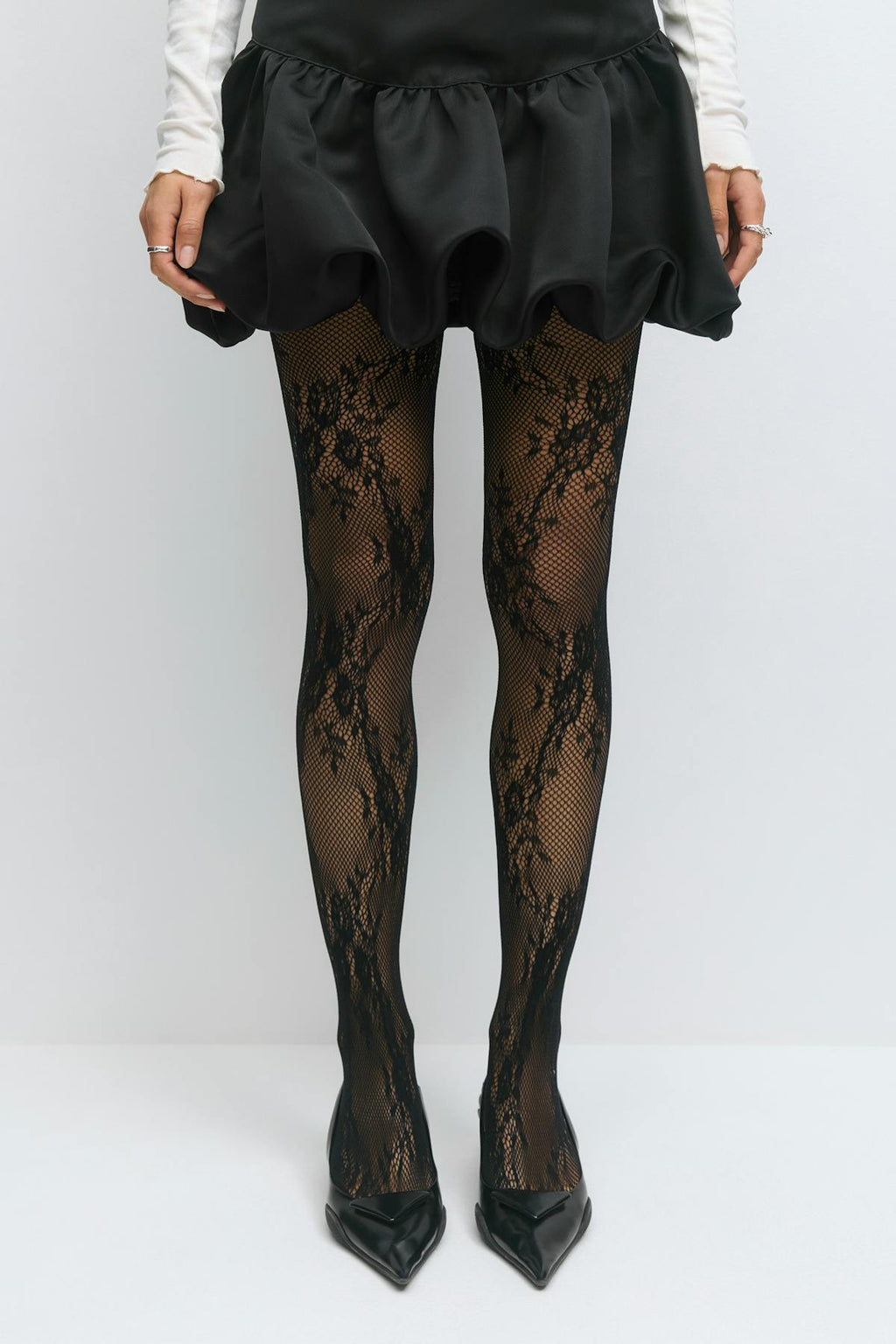 Lace tights