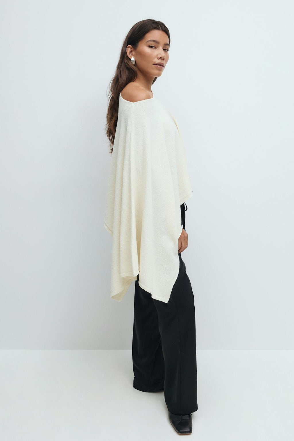 Knitted cape top