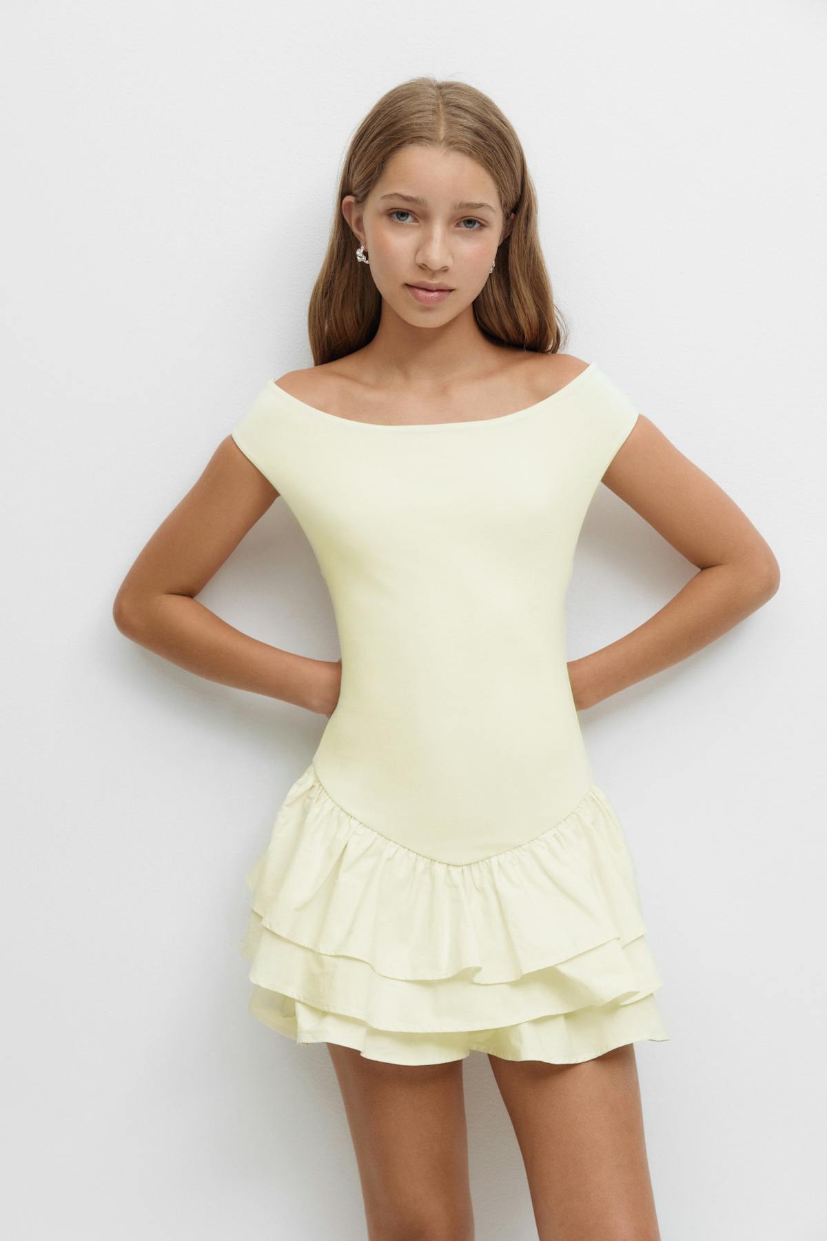Y frill dress