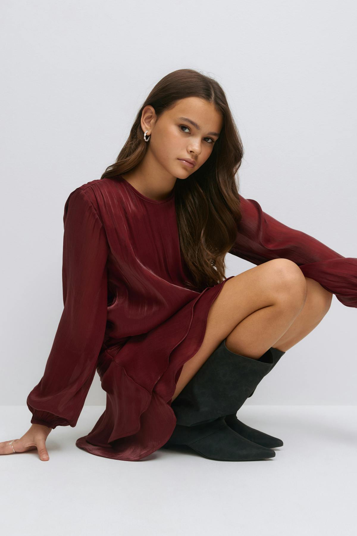 Y frill dress