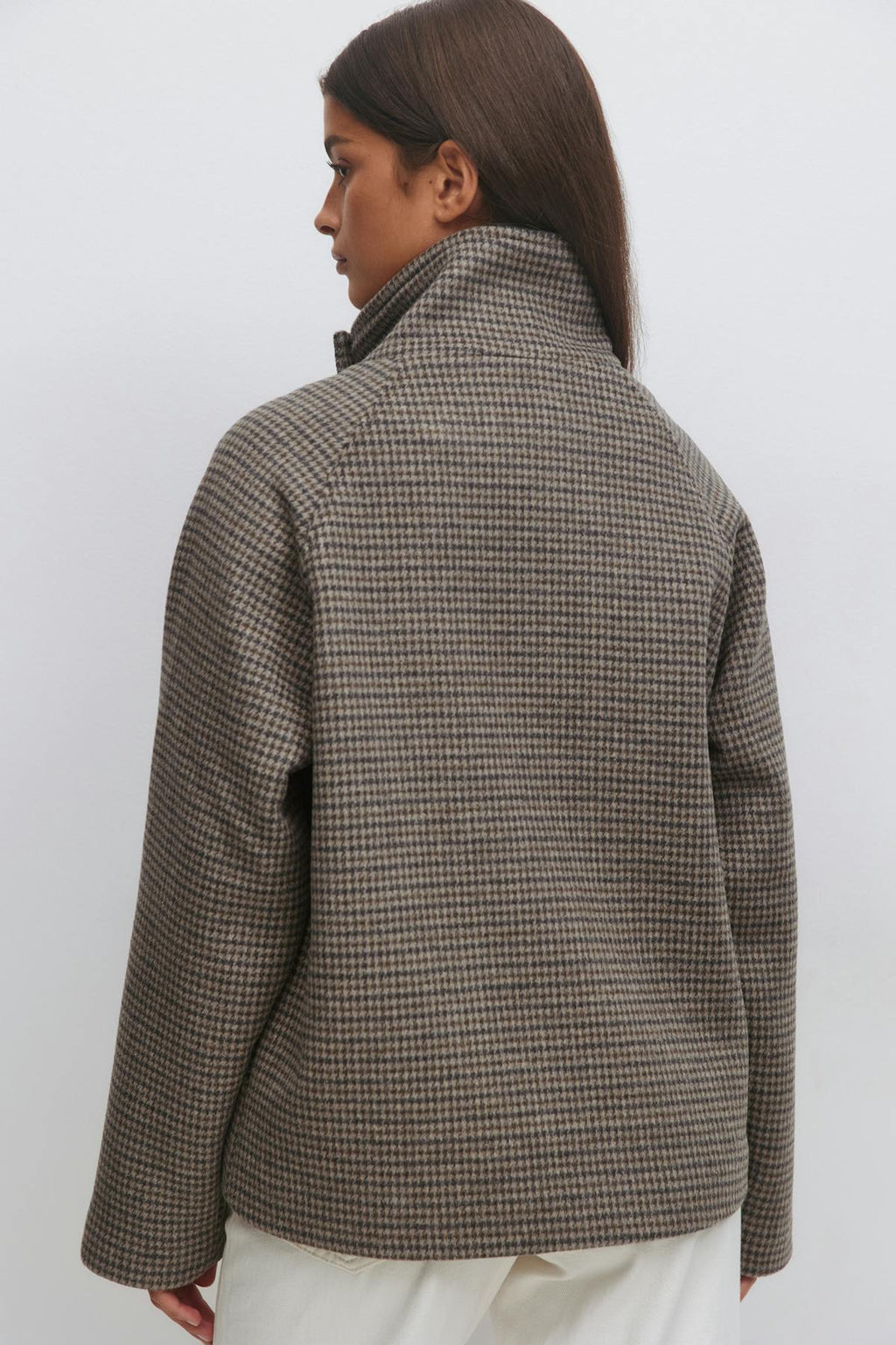 High neck short jacket