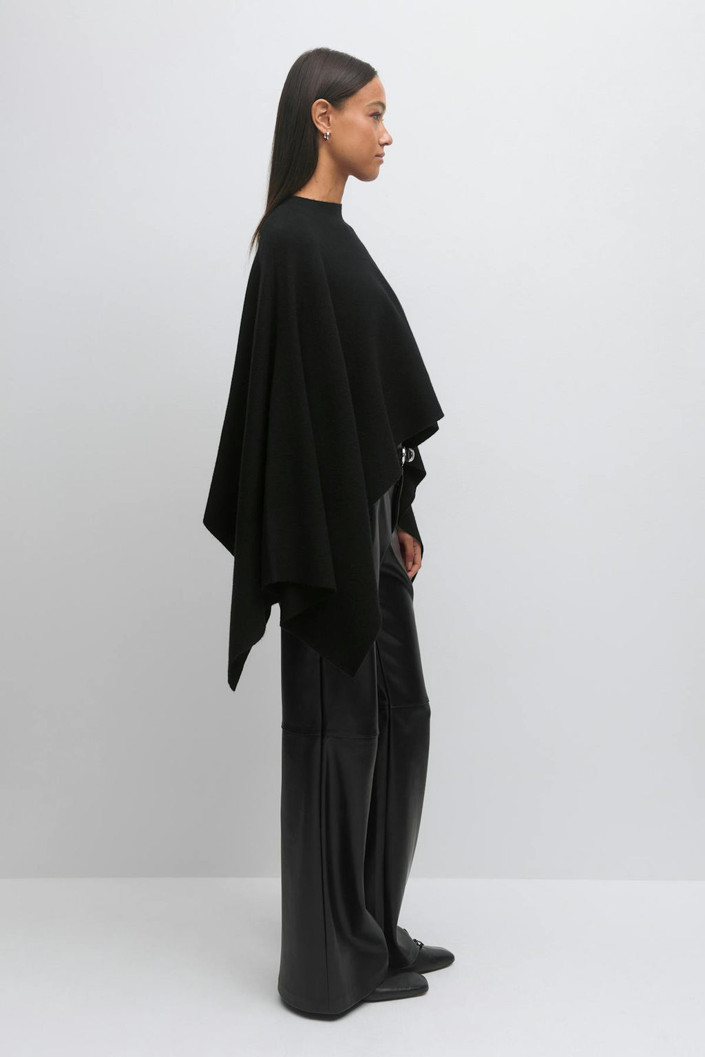 Knitted cape top
