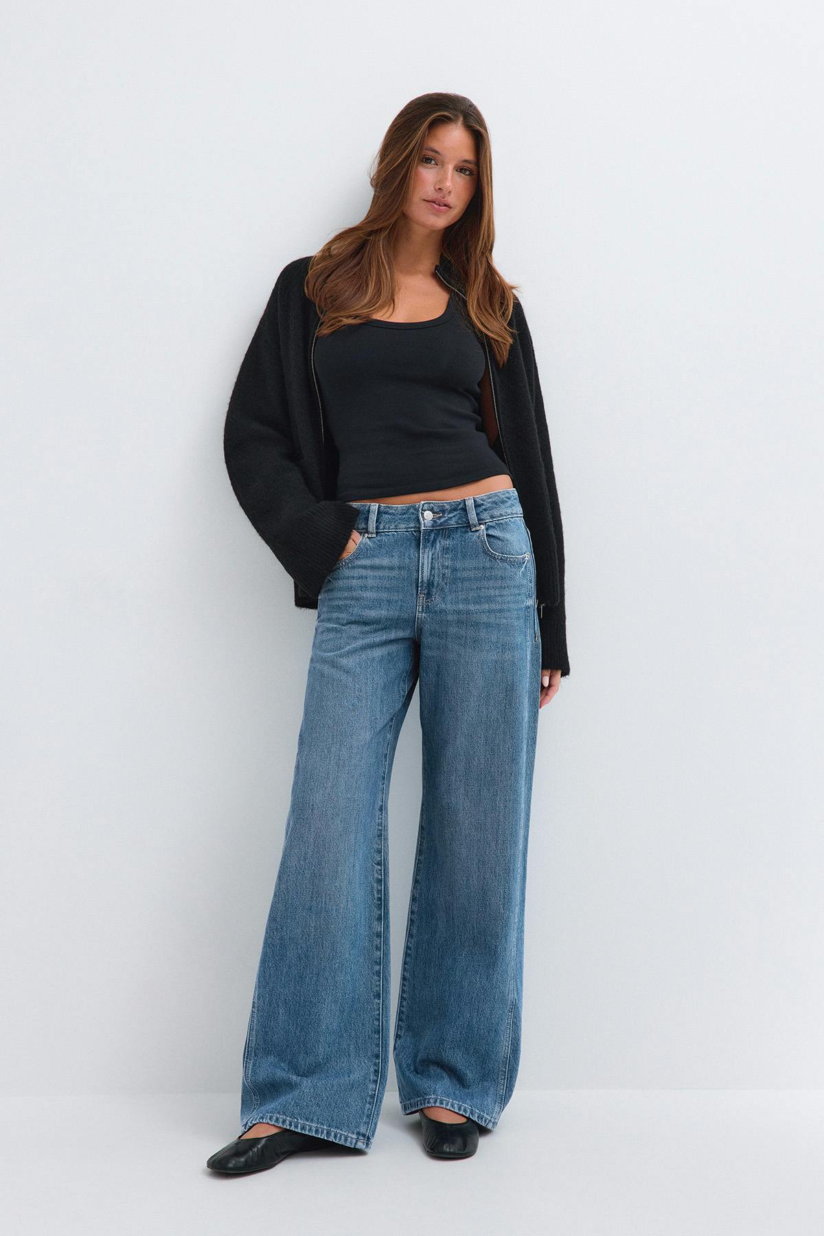 Wide flare jeans
