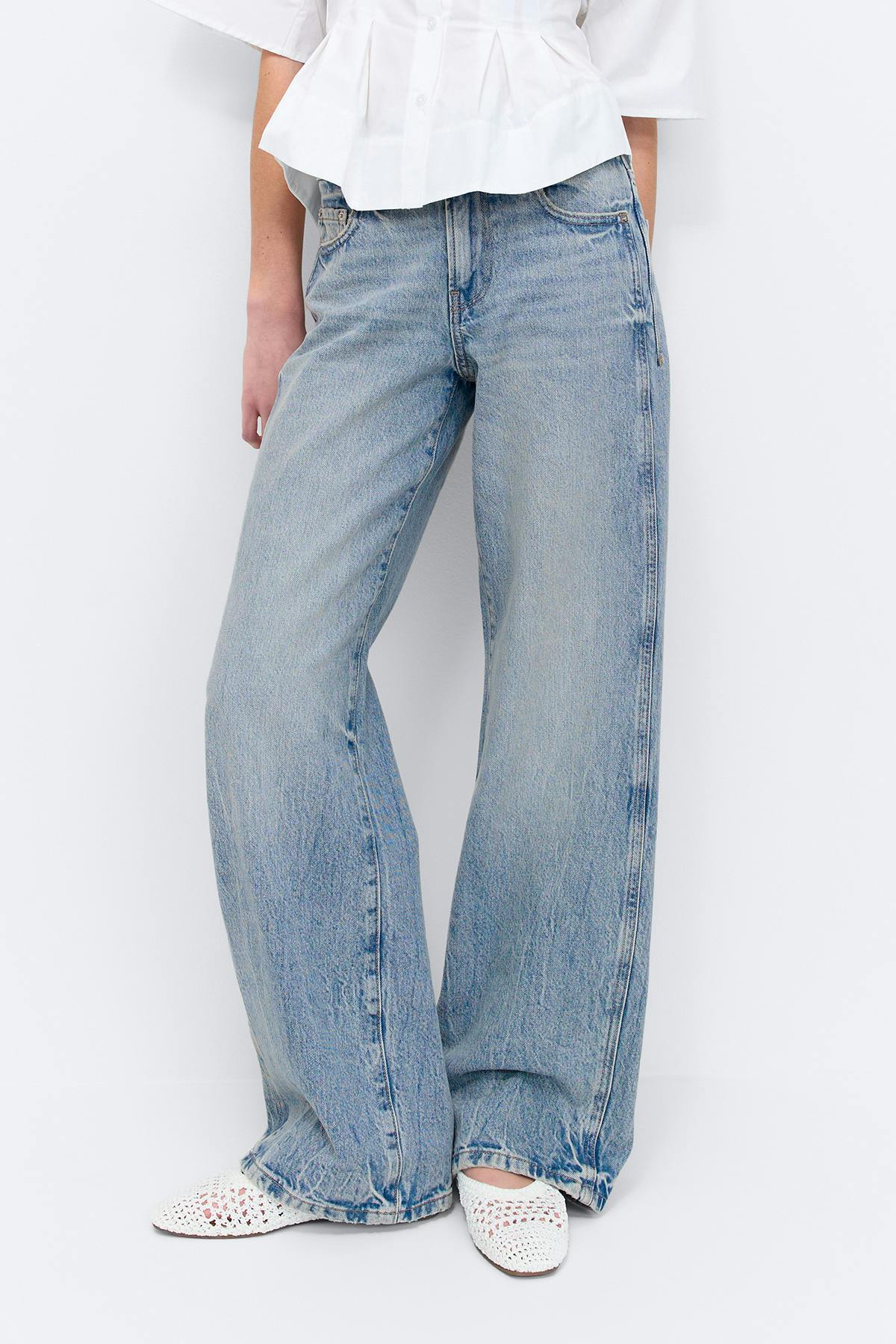 Wide flare jeans