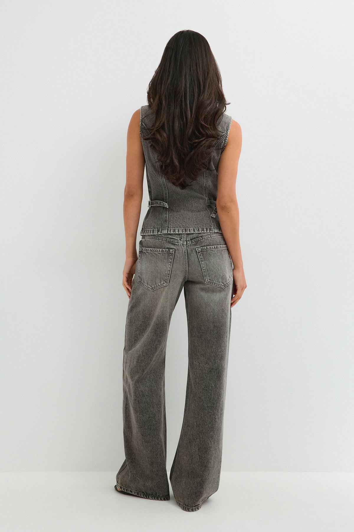 Wide flare jeans