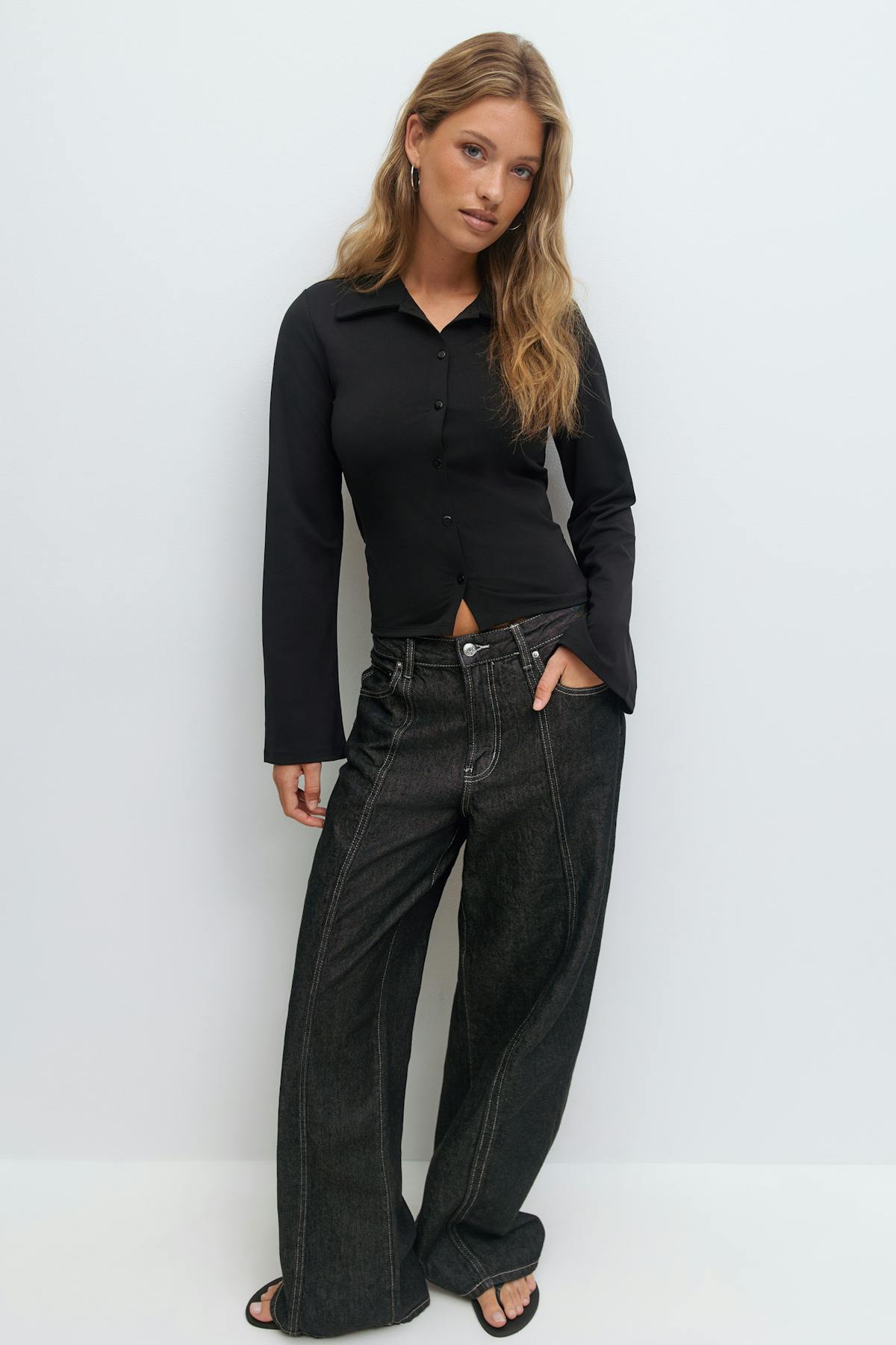 Tie back collar top