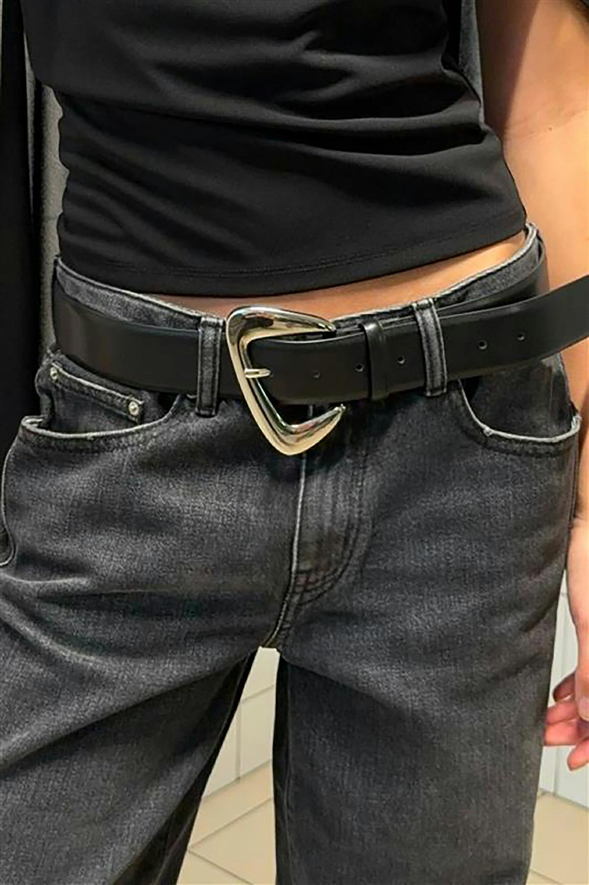 Chunky buckel belt