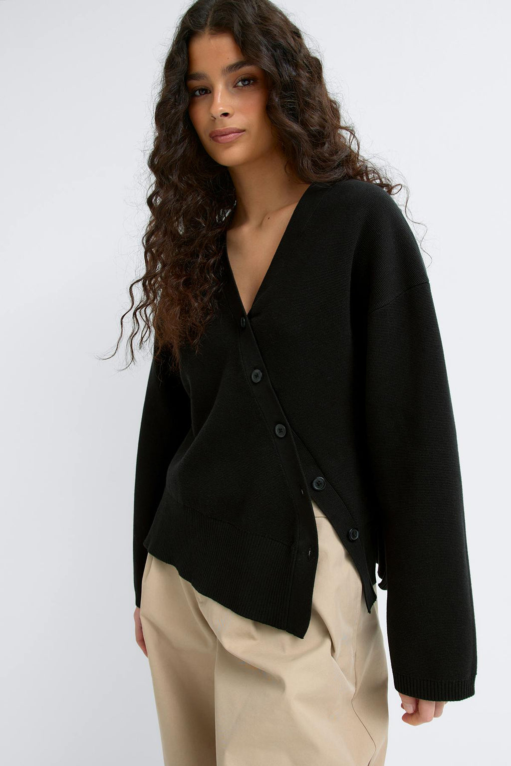 Asymmetric knitted cardigan