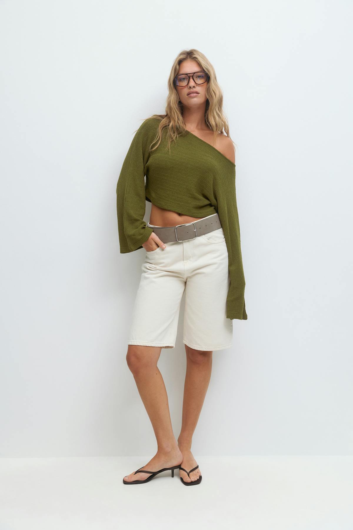 Wide sleeve top