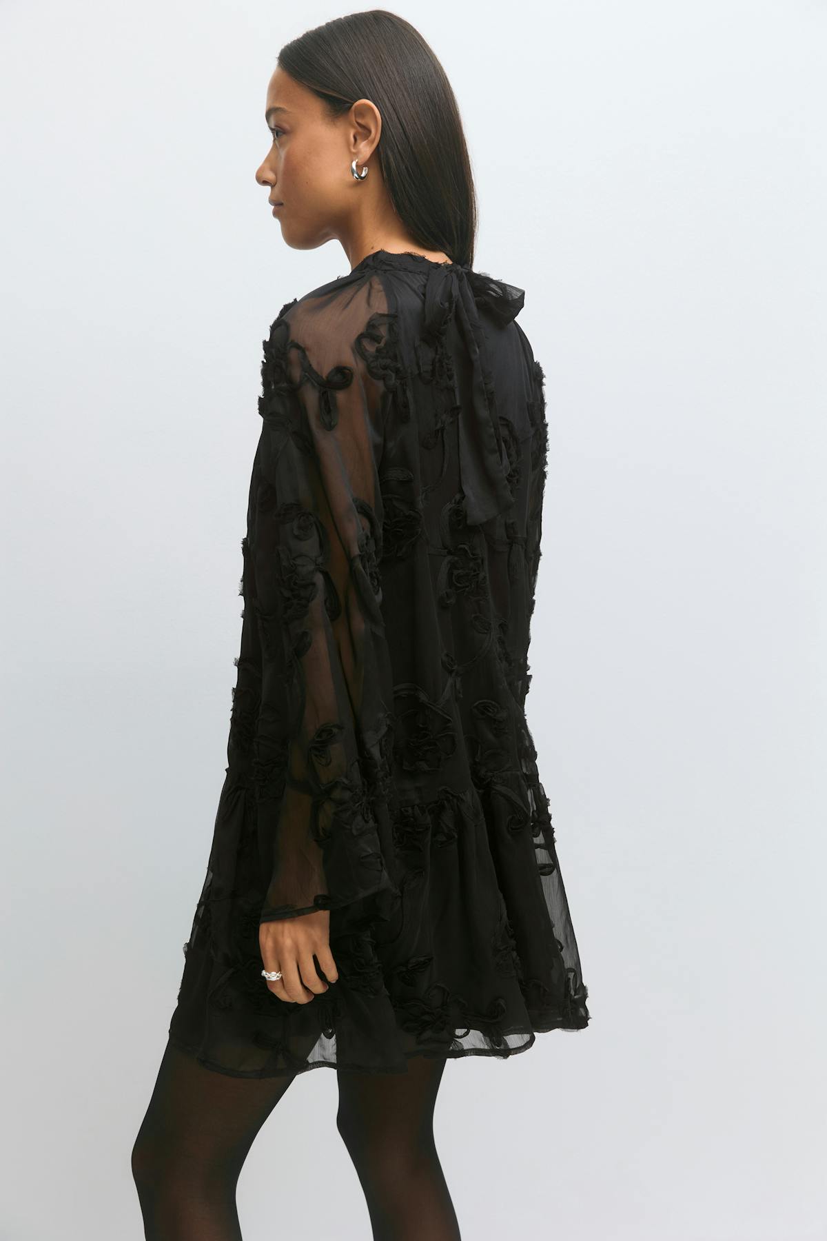 Structure dress