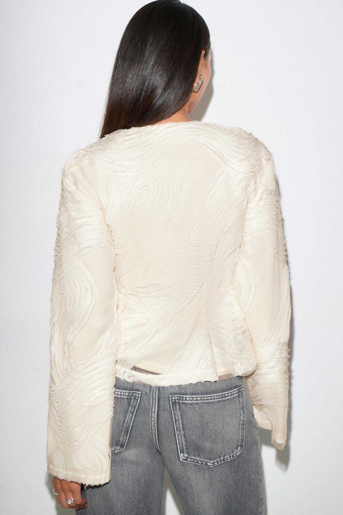Structured shaped blouse