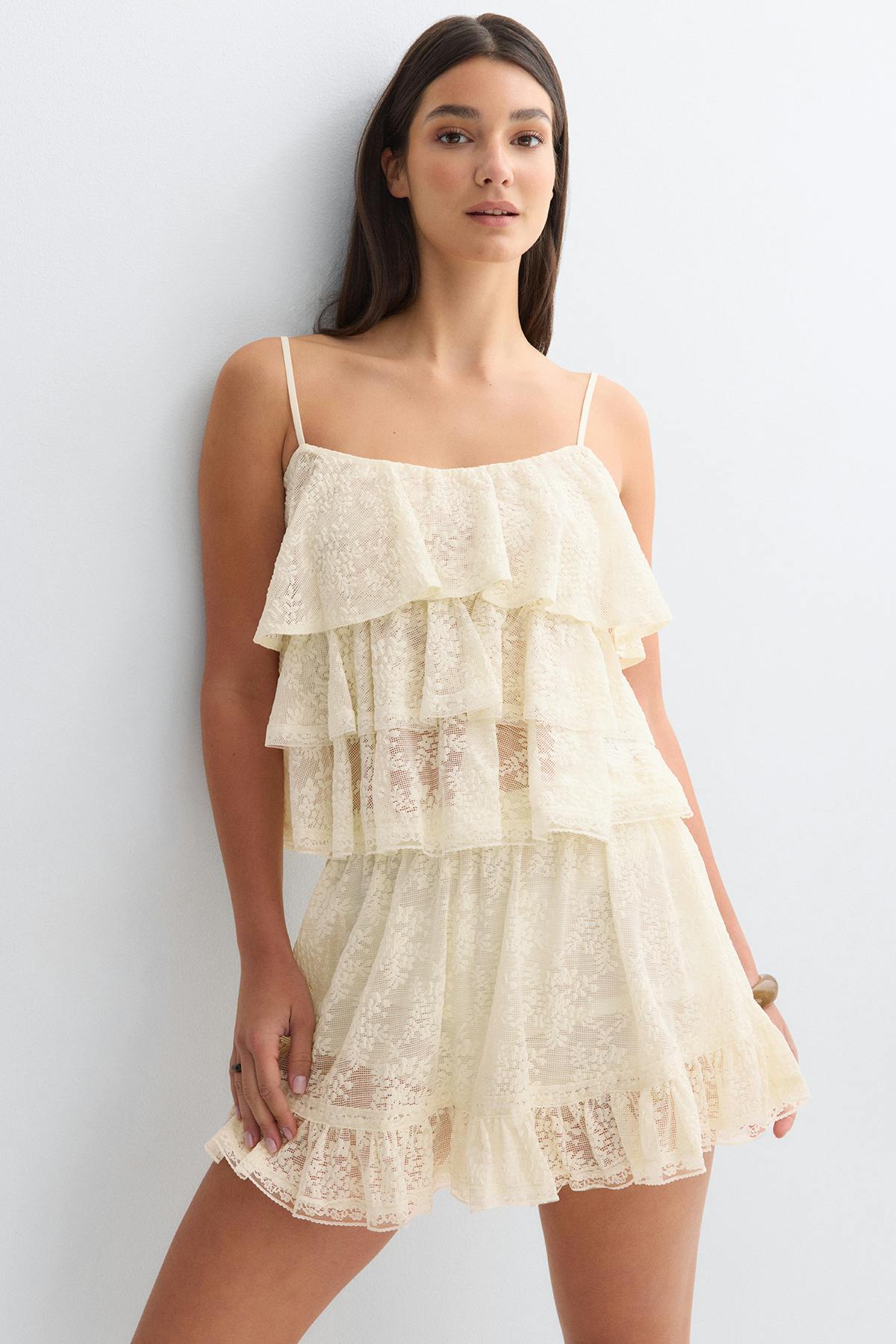 Lace frill singlet