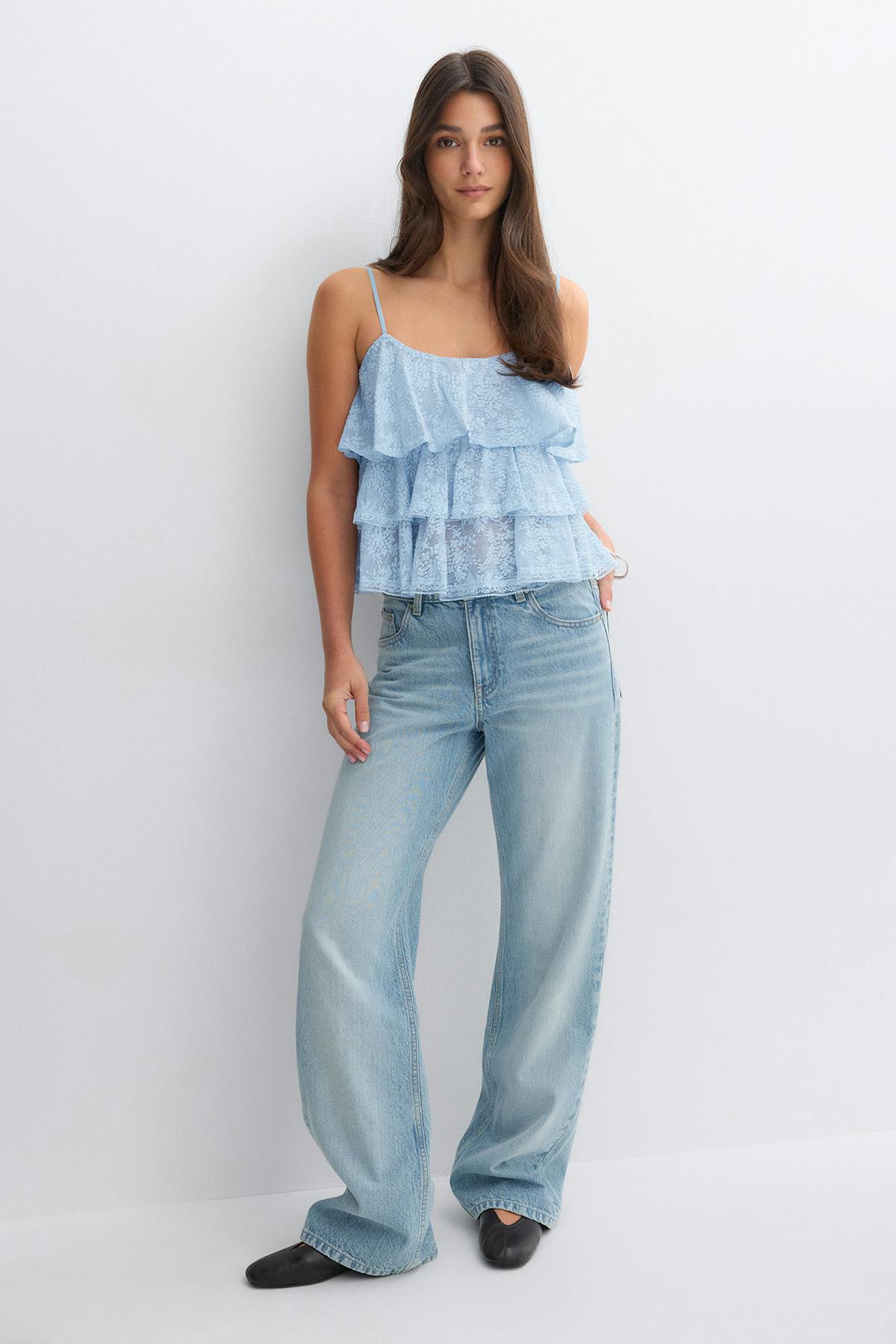 Lace frill singlet