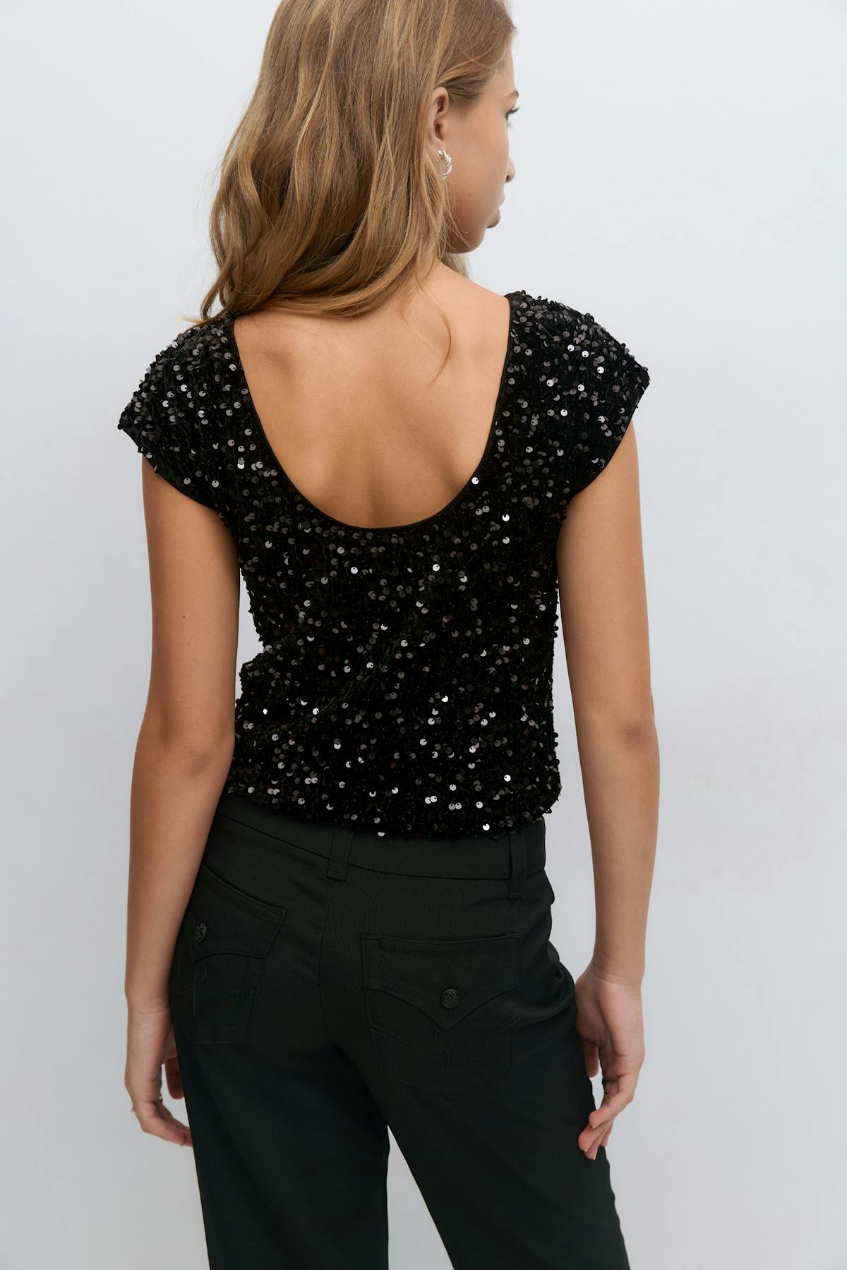 Y sequin top