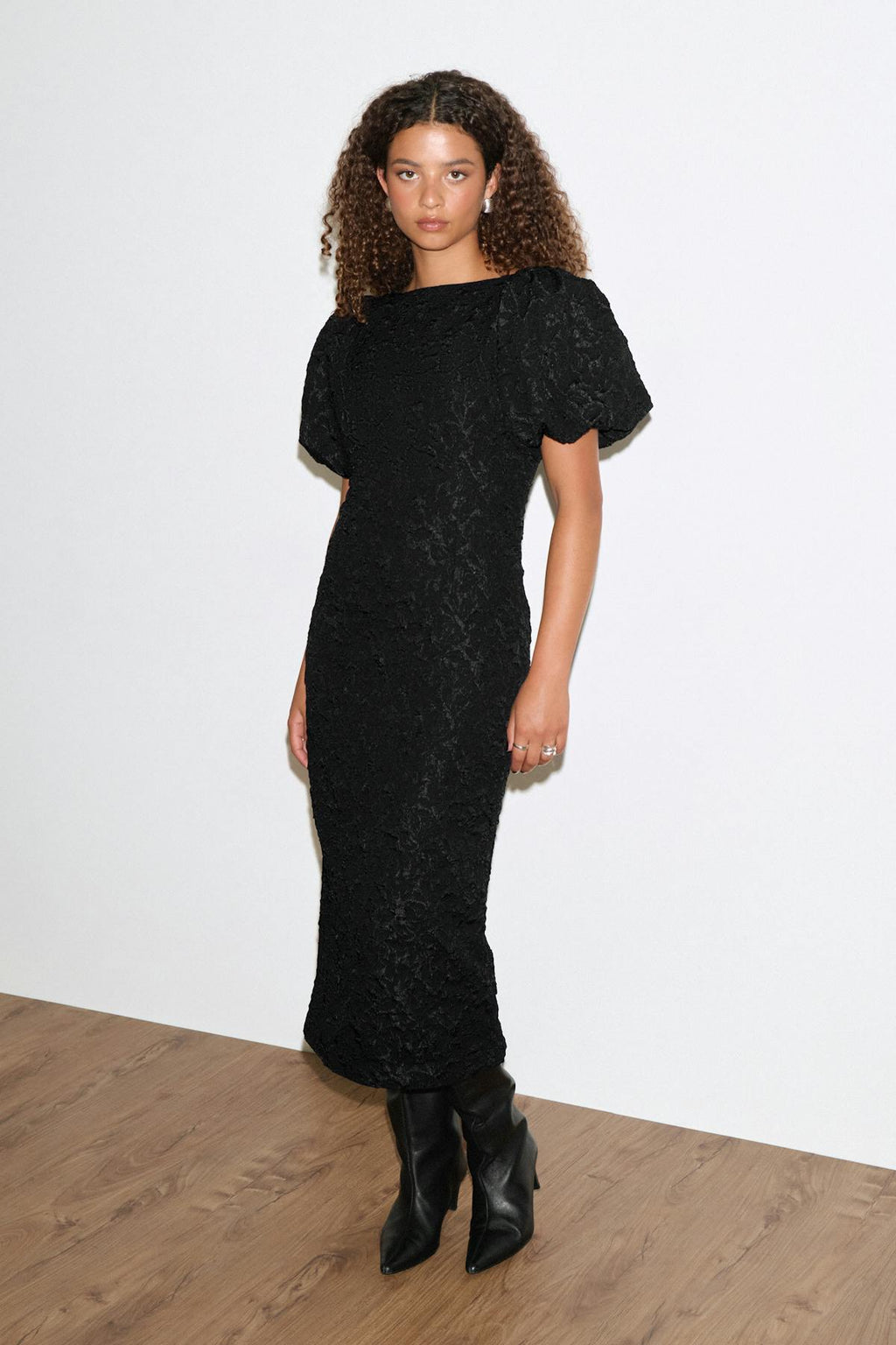 Puff sleeve midi dress
