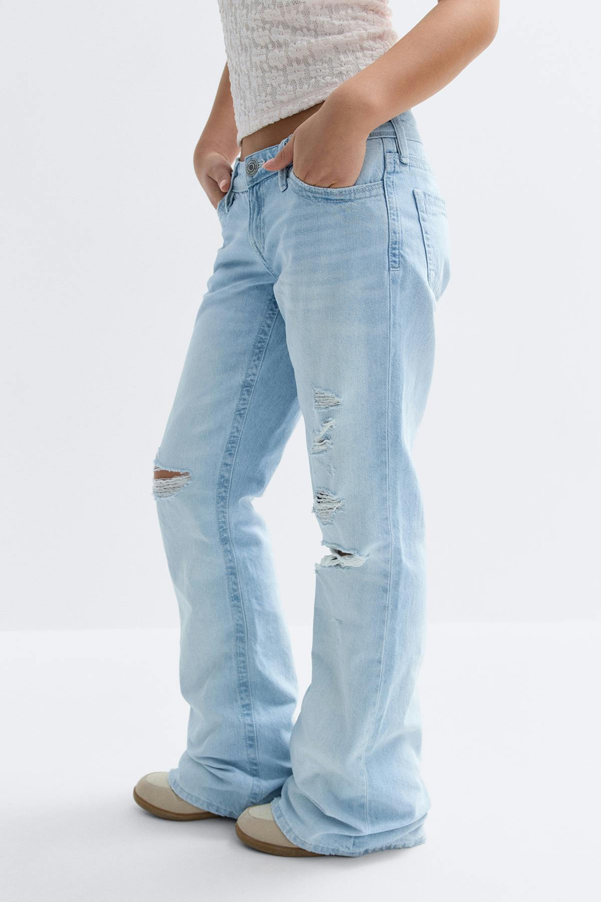 Low waist loose bootcut jeans