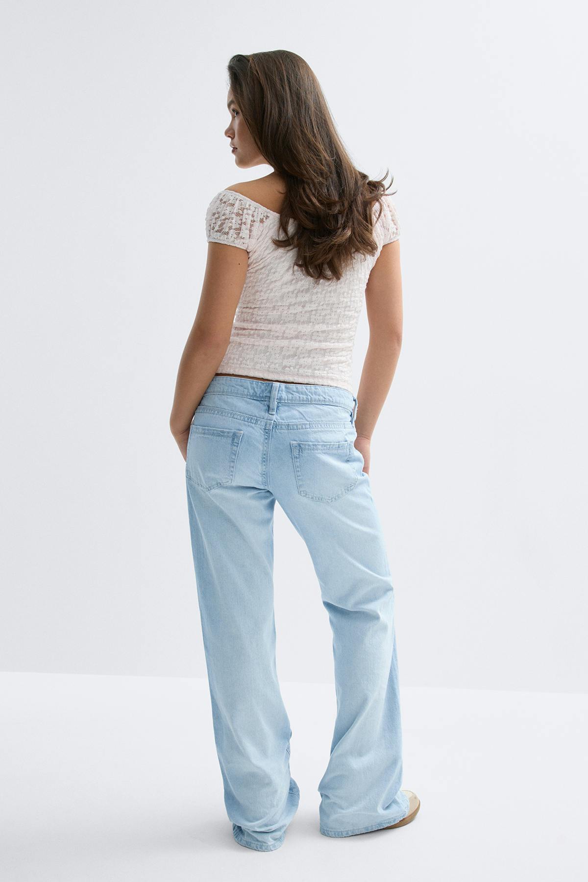 Low waist loose bootcut jeans