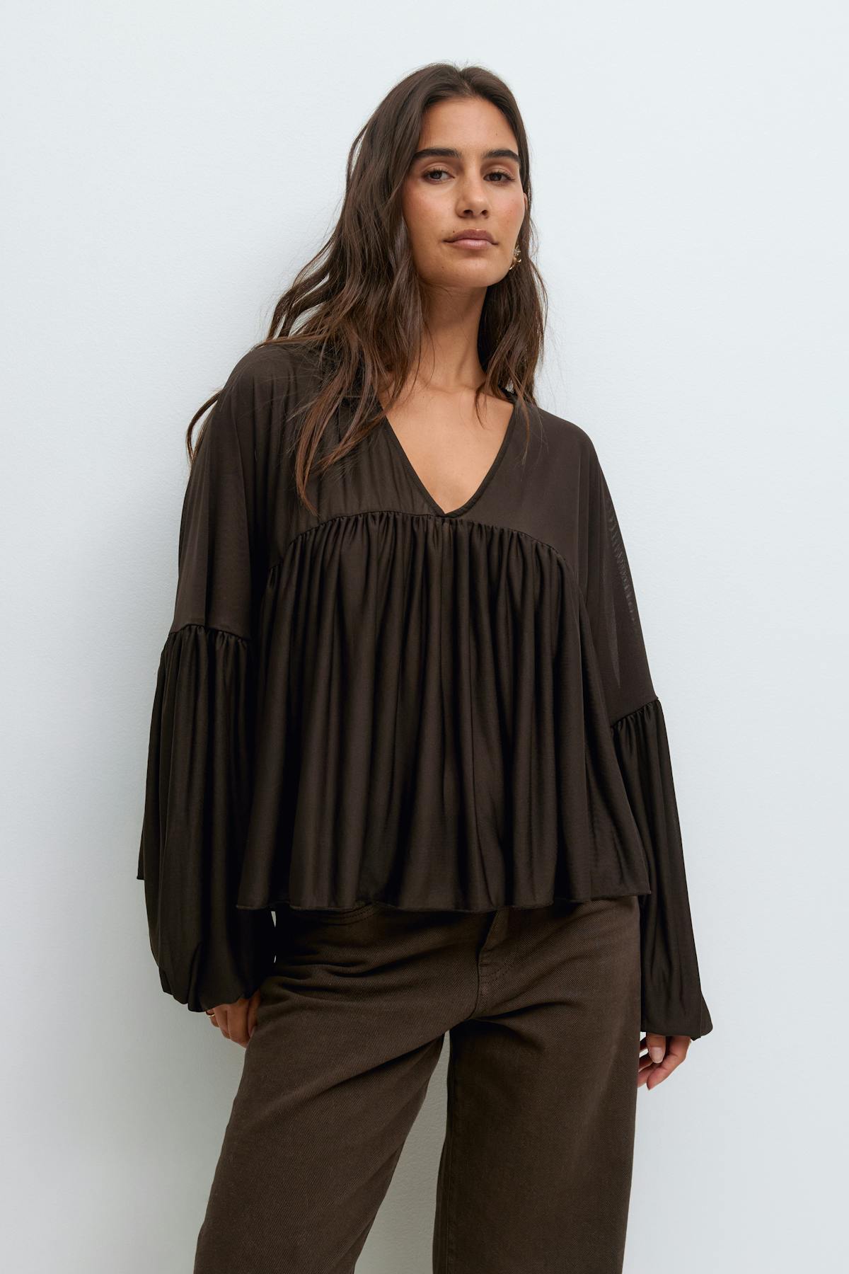 Wide sheer top