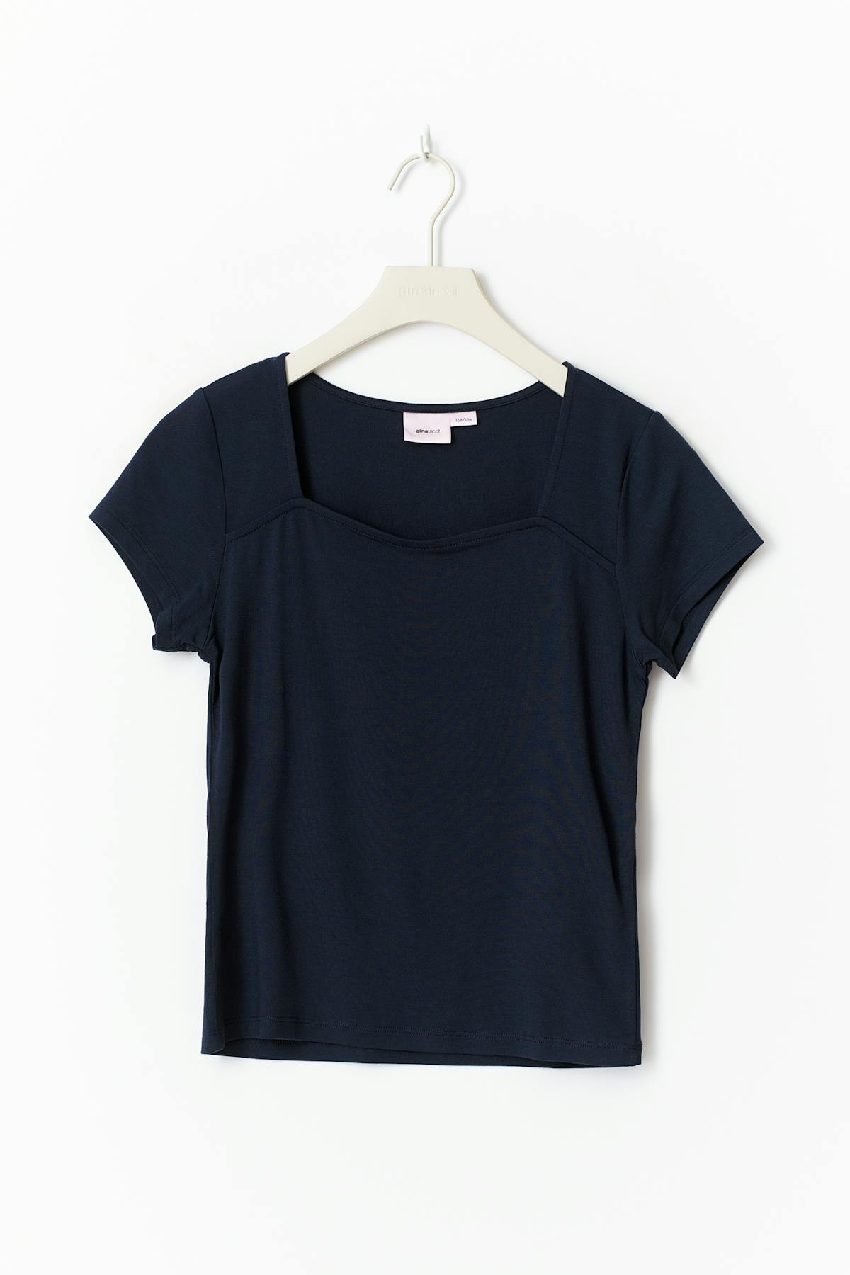 Y scandi short sleeve top
