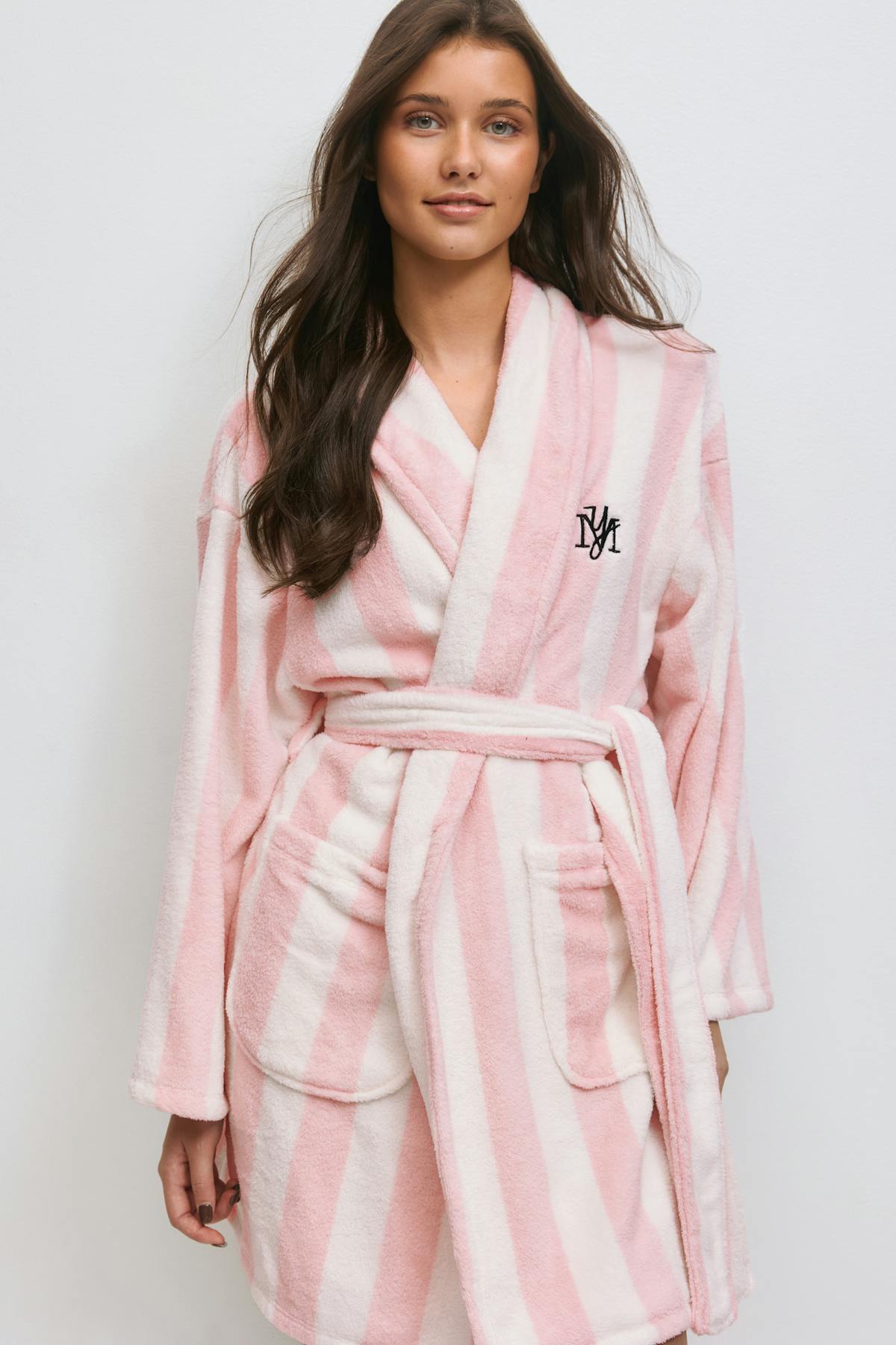 14+ fleece robe