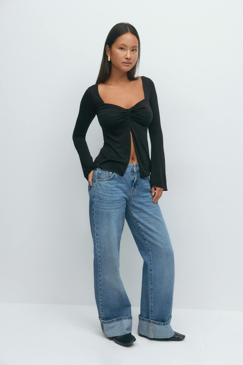 Twisted detail top