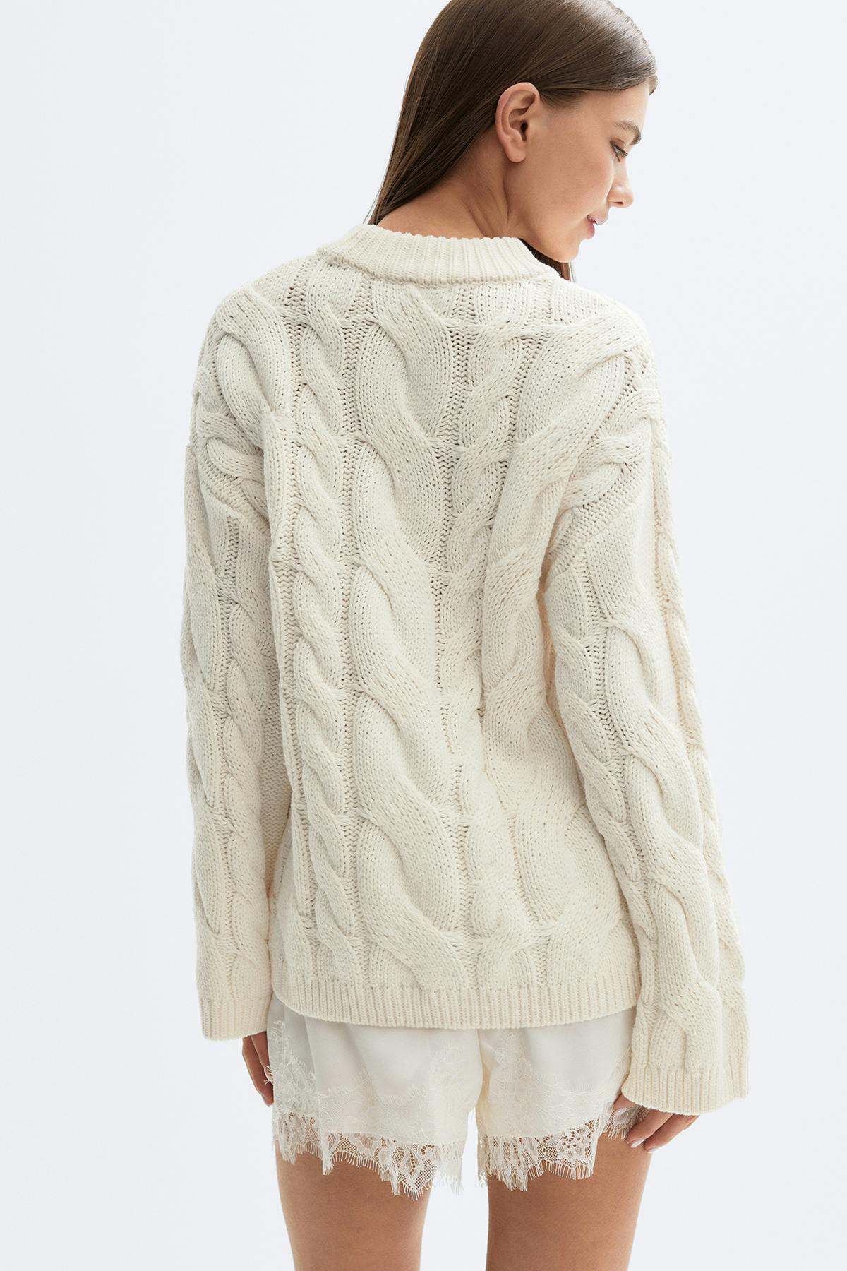 Chunky knitted cable sweater