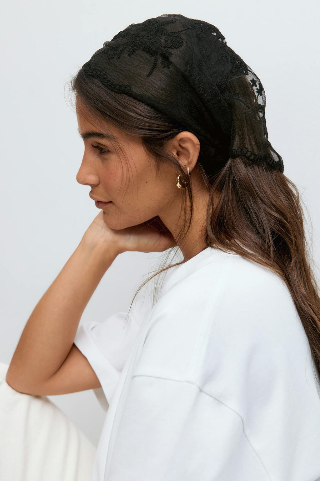 Embroidery lace scarf