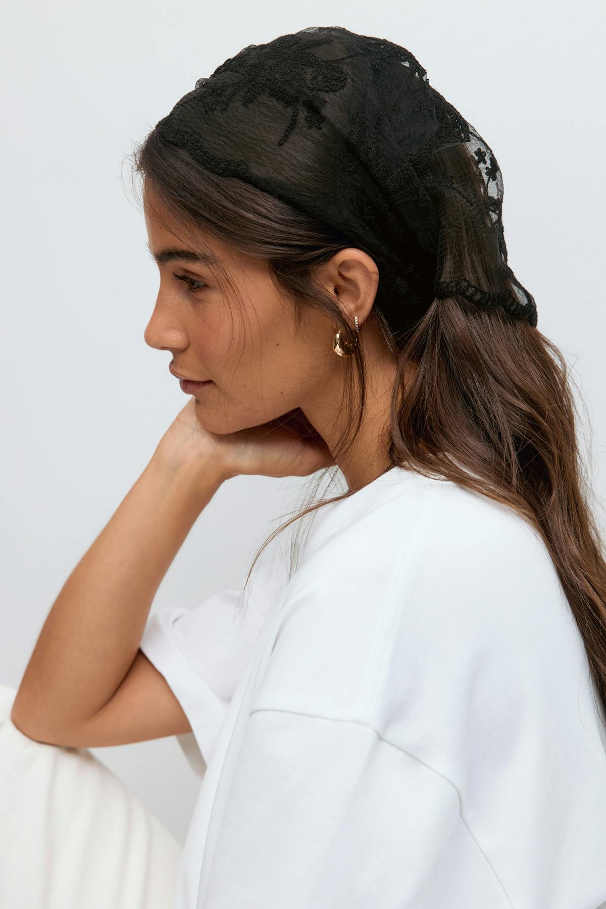 Embroidery lace scarf