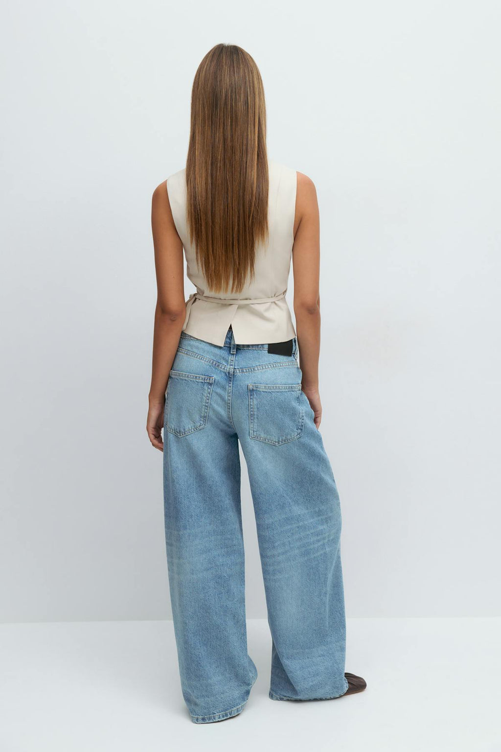 Barrel balloon jeans