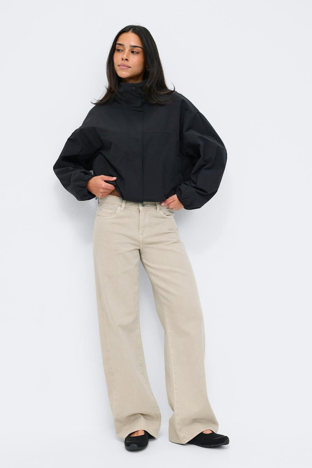 Low wide jeans