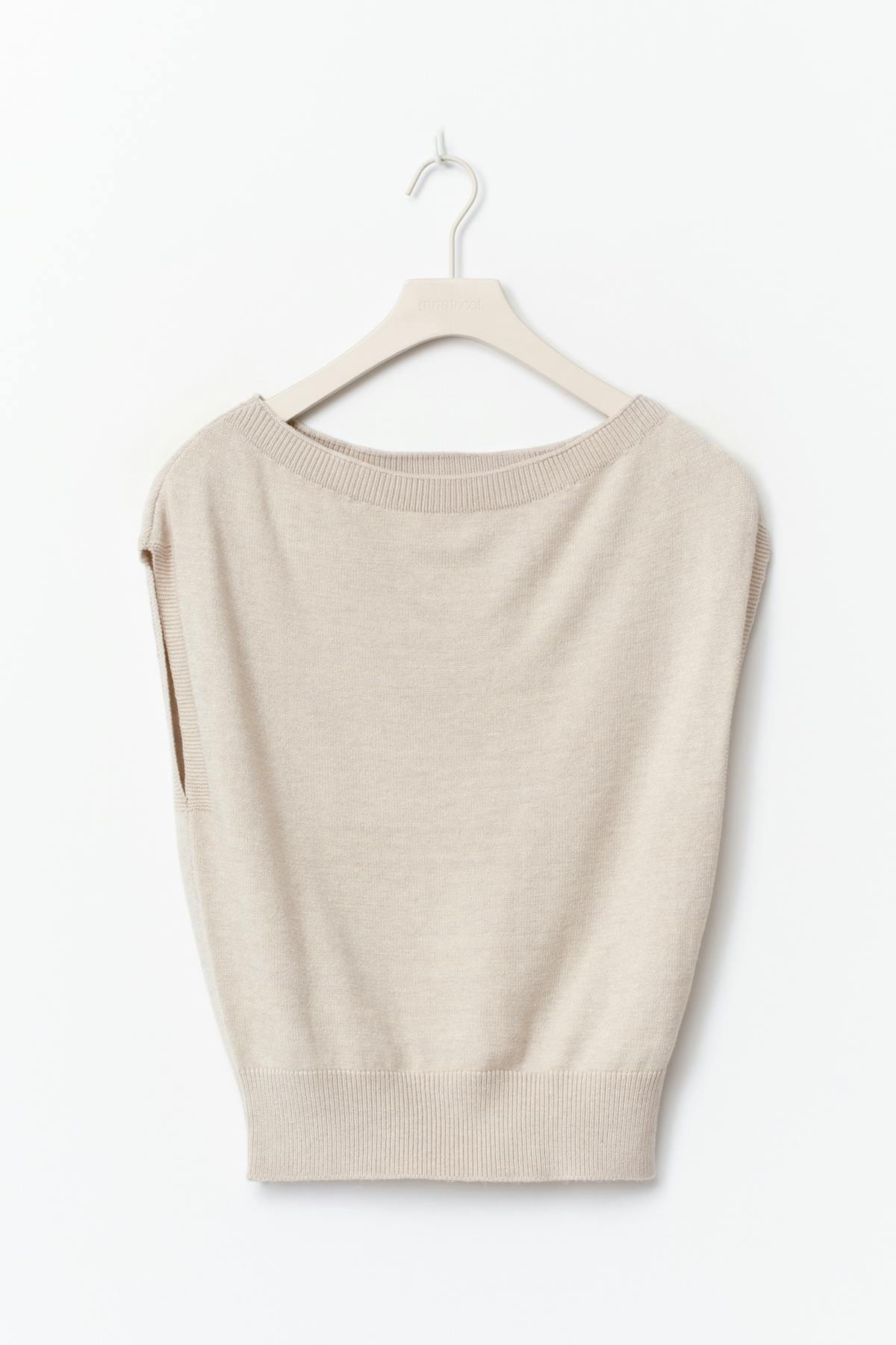 14+ knitted cape top