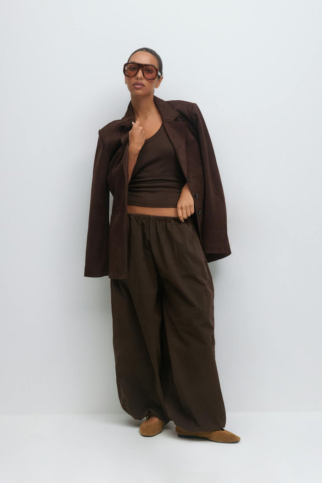Wide balloon trousers