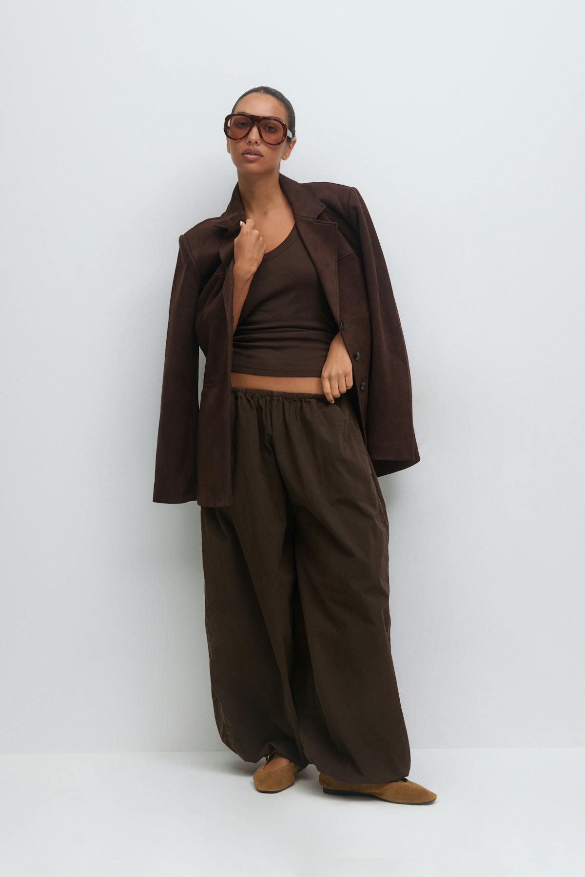Wide balloon trousers