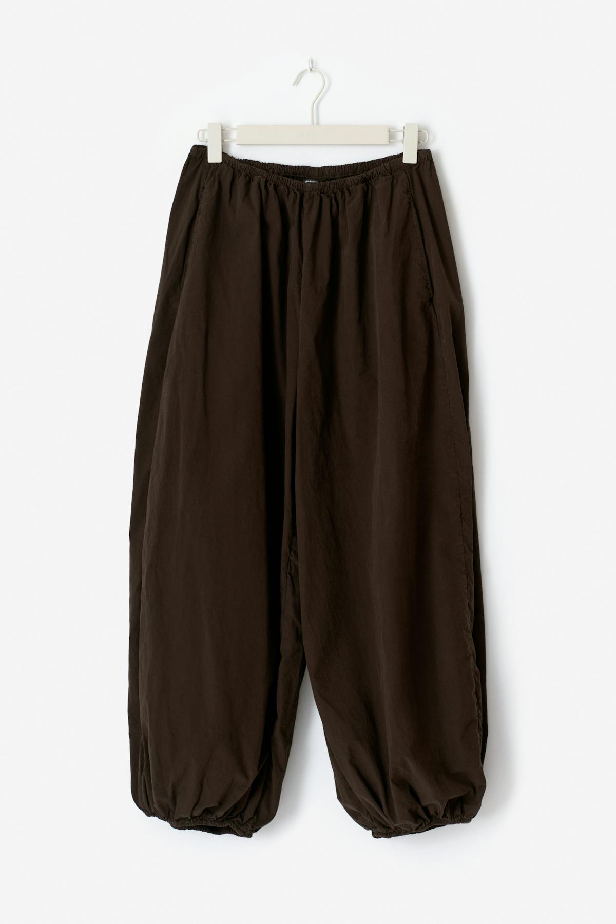 Wide balloon trousers