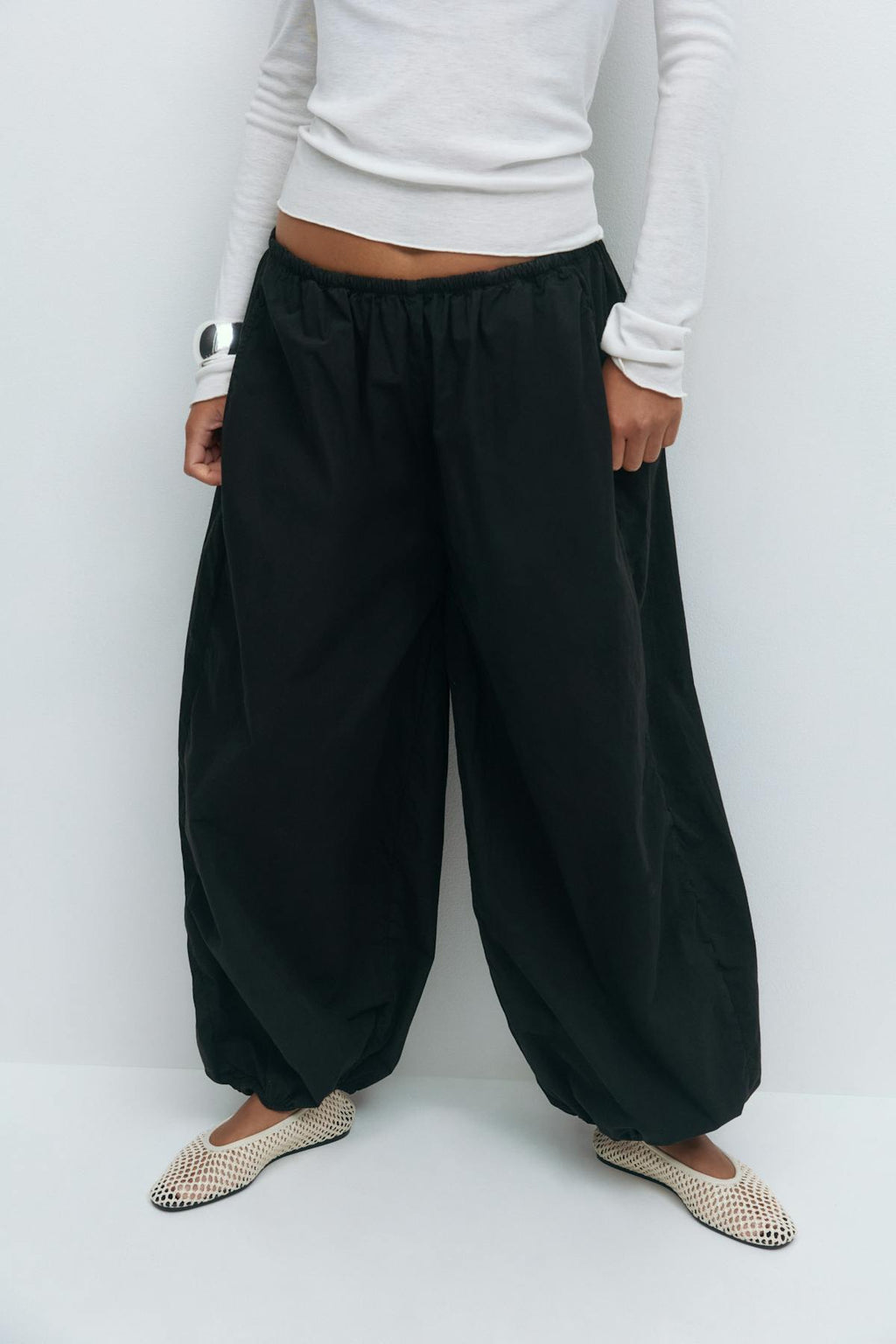 Wide balloon trousers