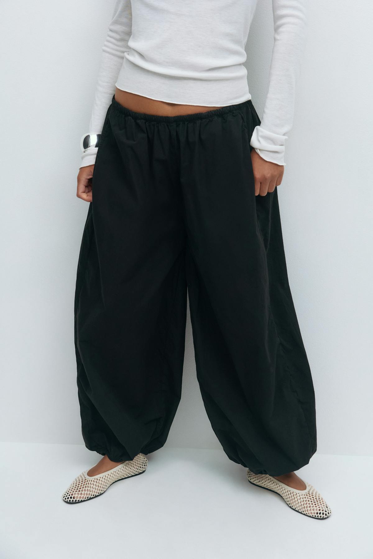 Wide balloon trousers