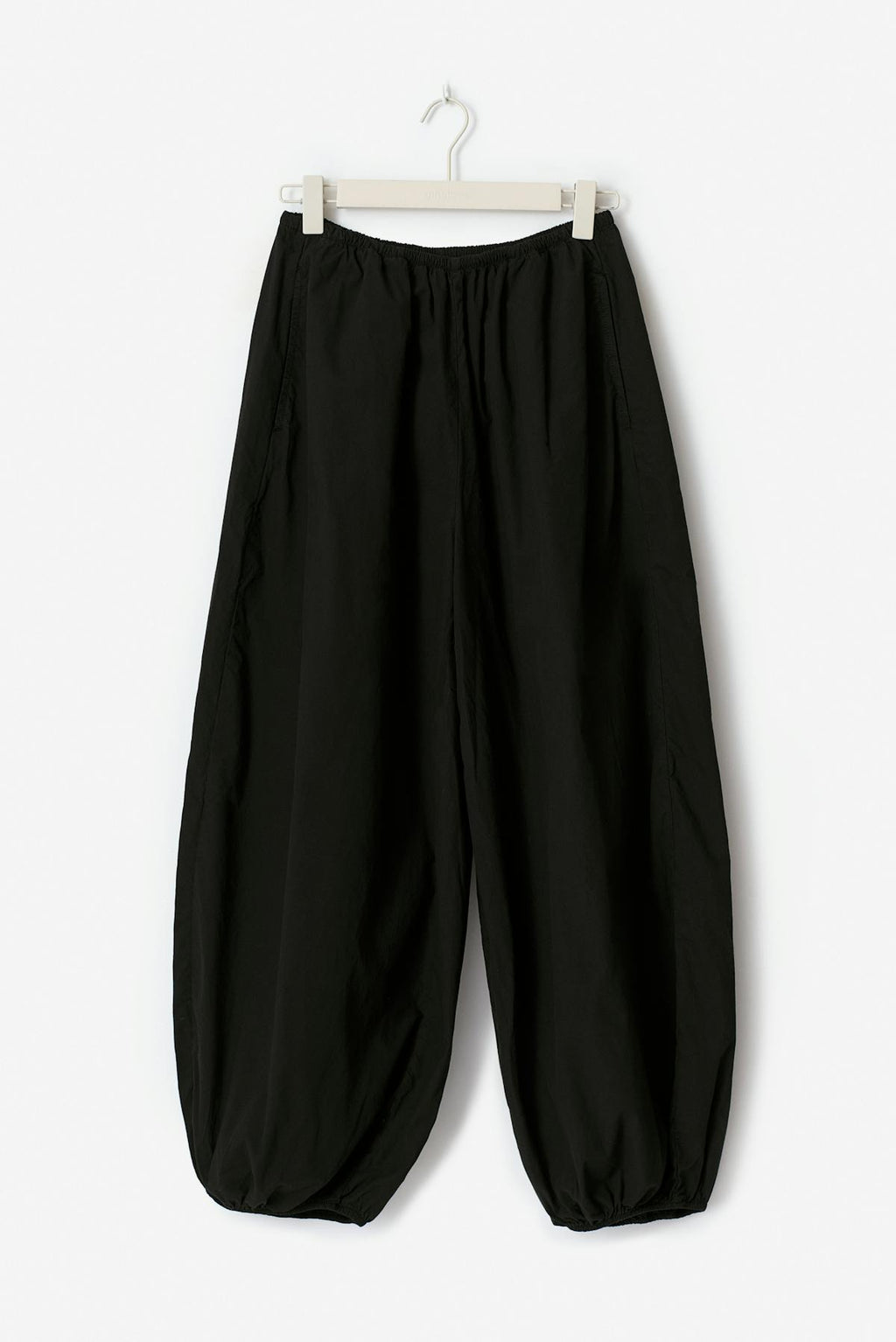 Wide balloon trousers