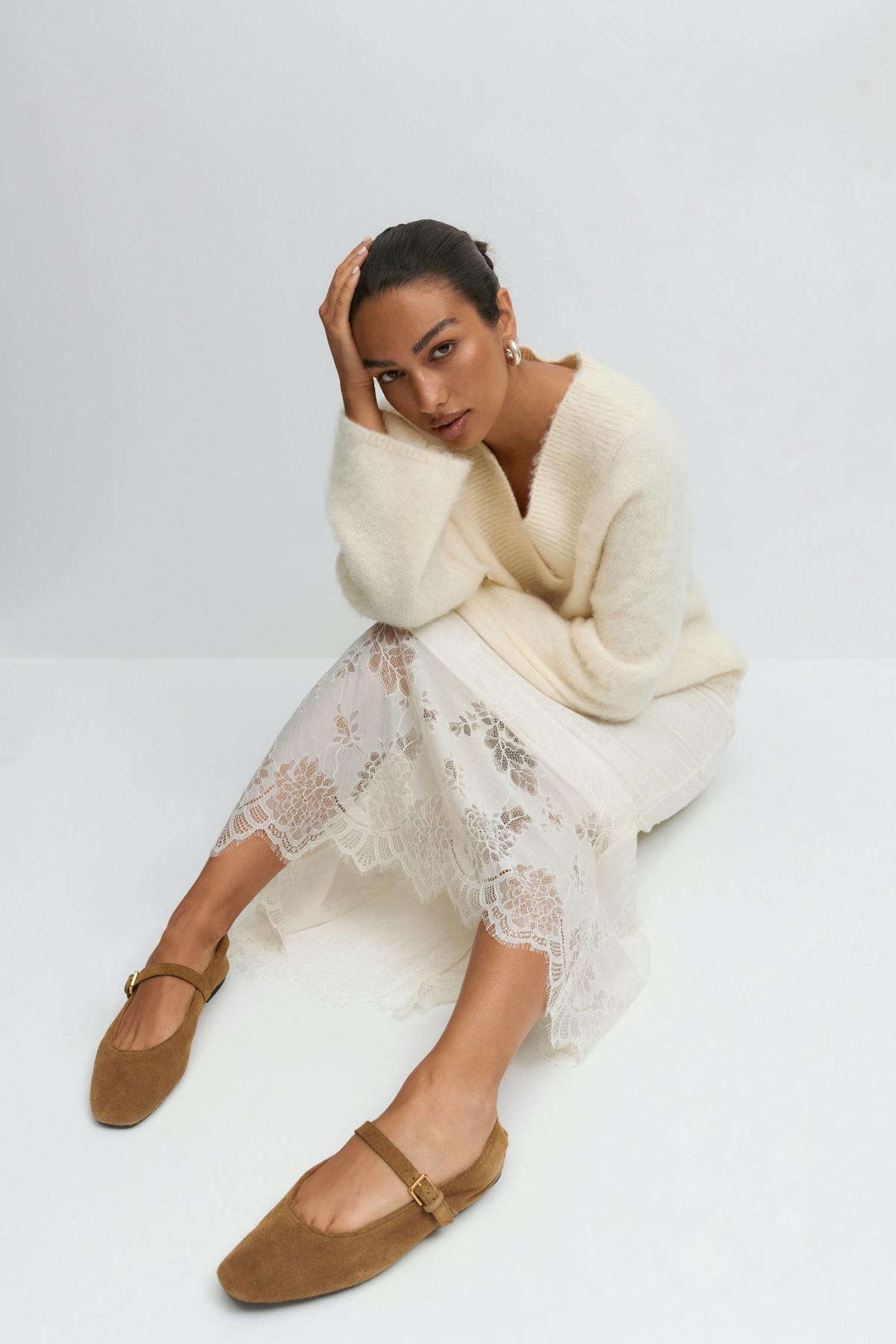 Lace skirt
