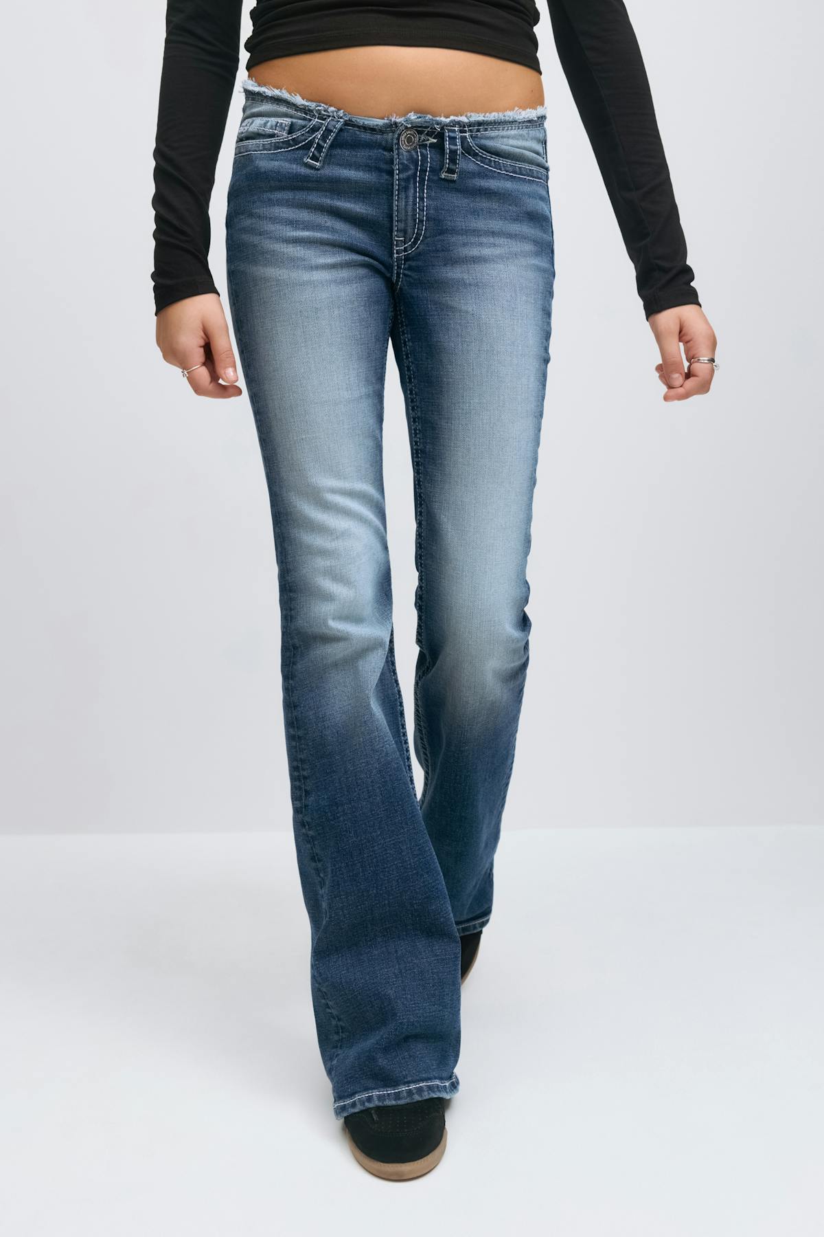 Y  x-tra low cut off jeans