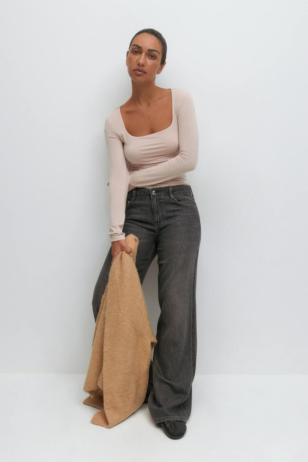 Scoop neck top