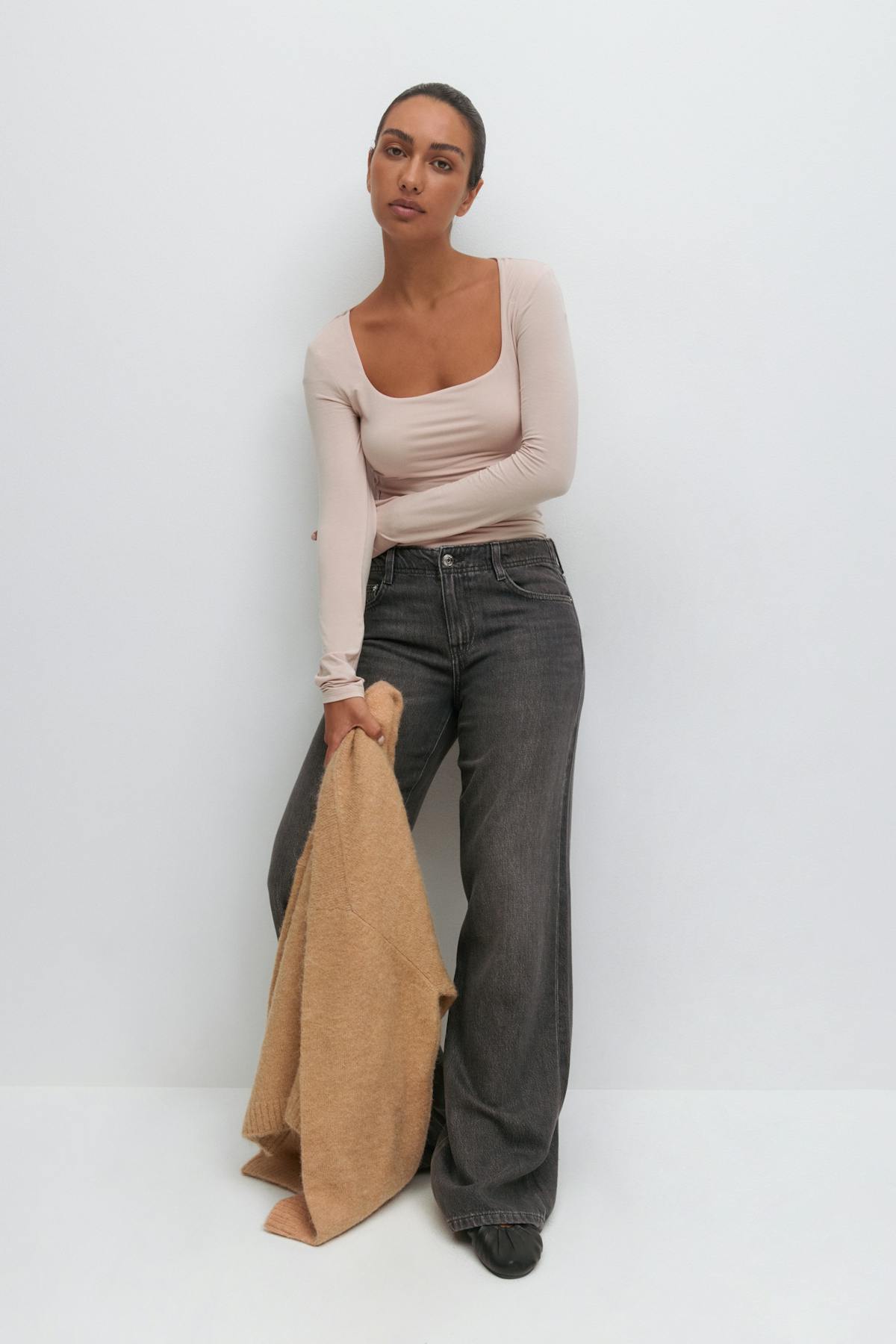 Scoop neck top