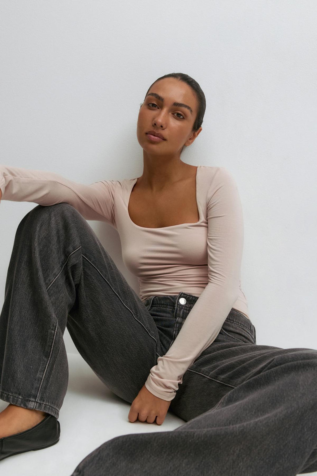 Scoop neck top