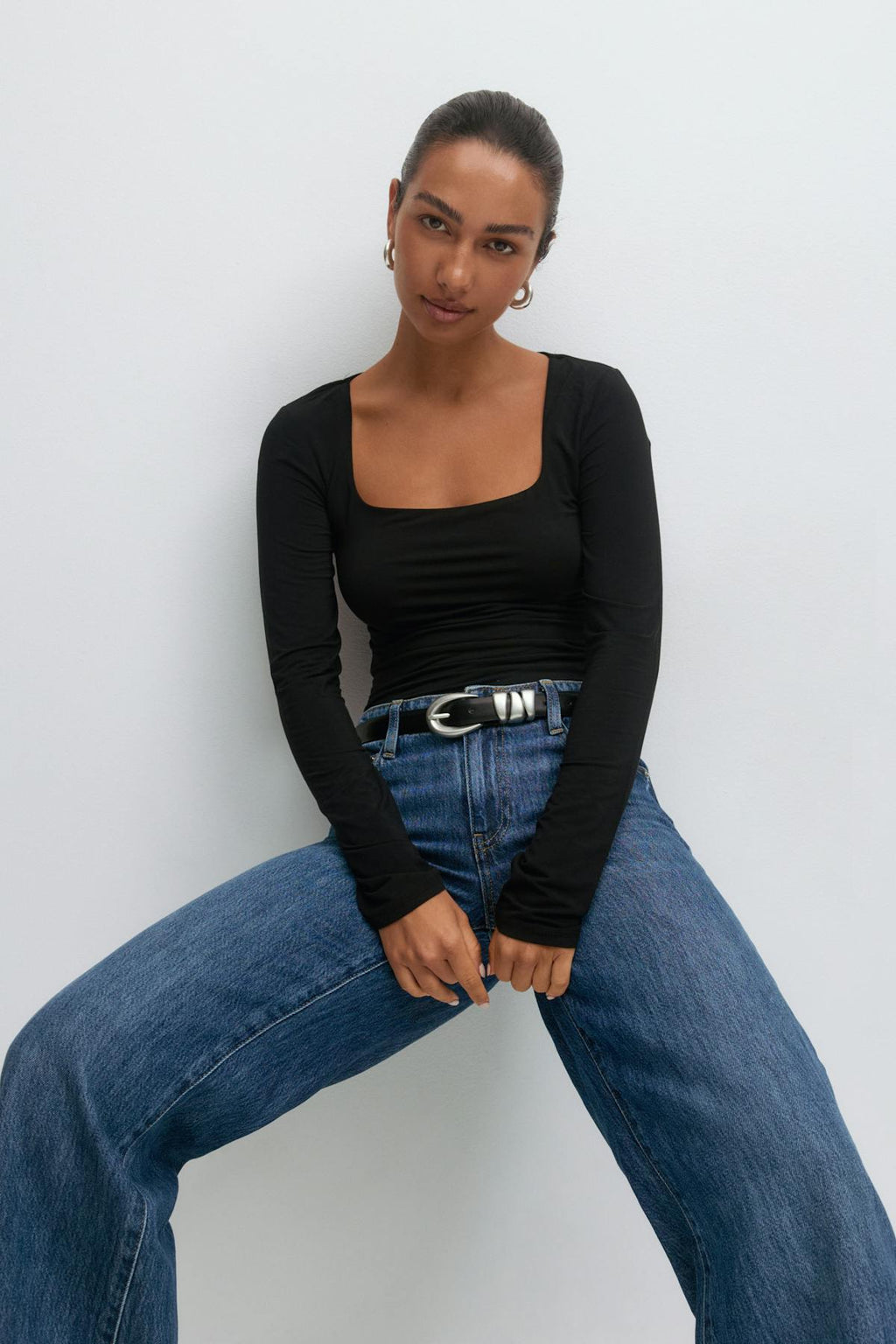Scoop neck top